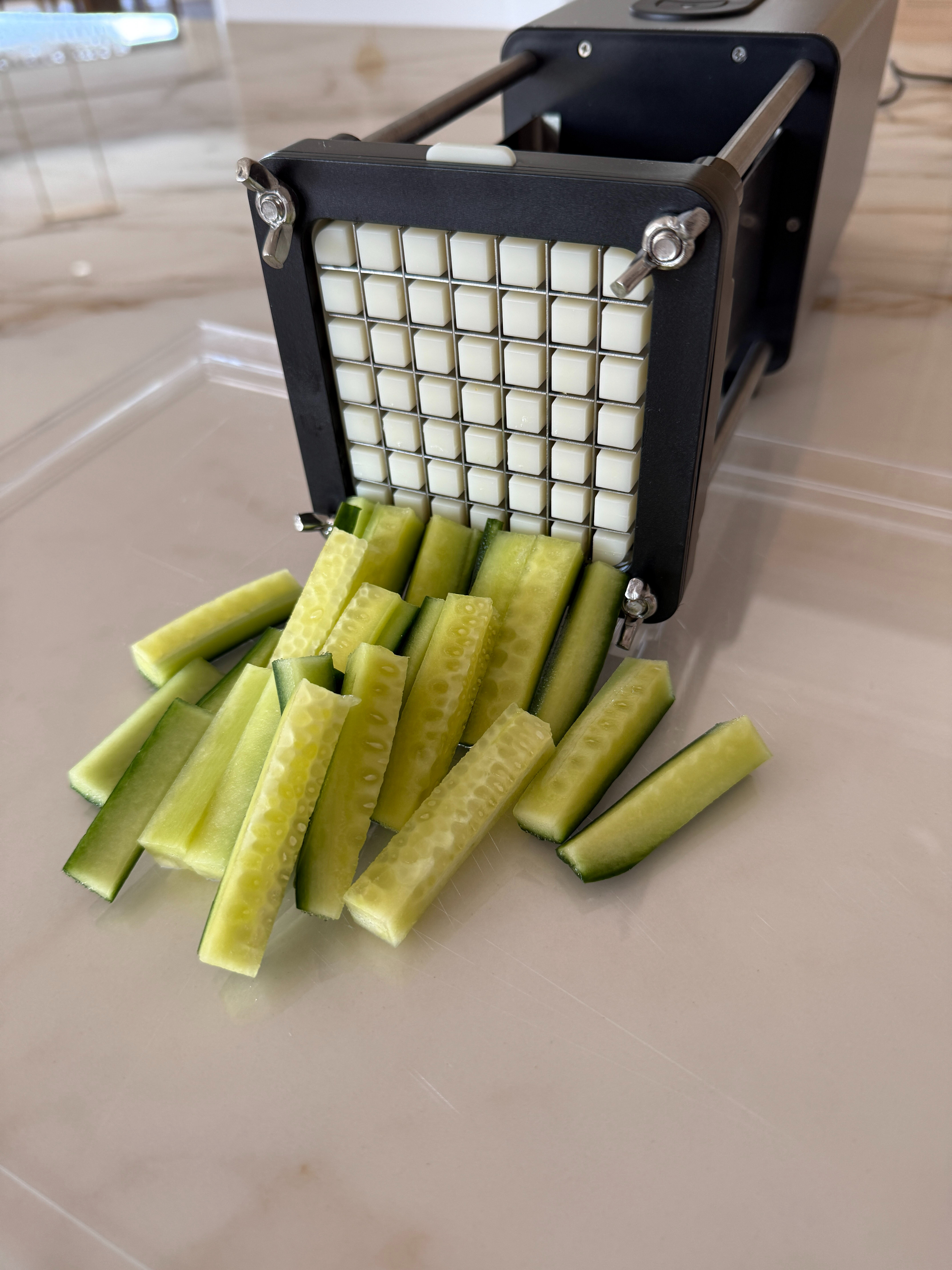 My favorite Amazon kitchen gadgets that are on DEAL for Prime Big Deal Days! From clever kitchen finds to everyday must-haves, these are too good to miss. Grab them while they’re on sale! 

 #LTKHome