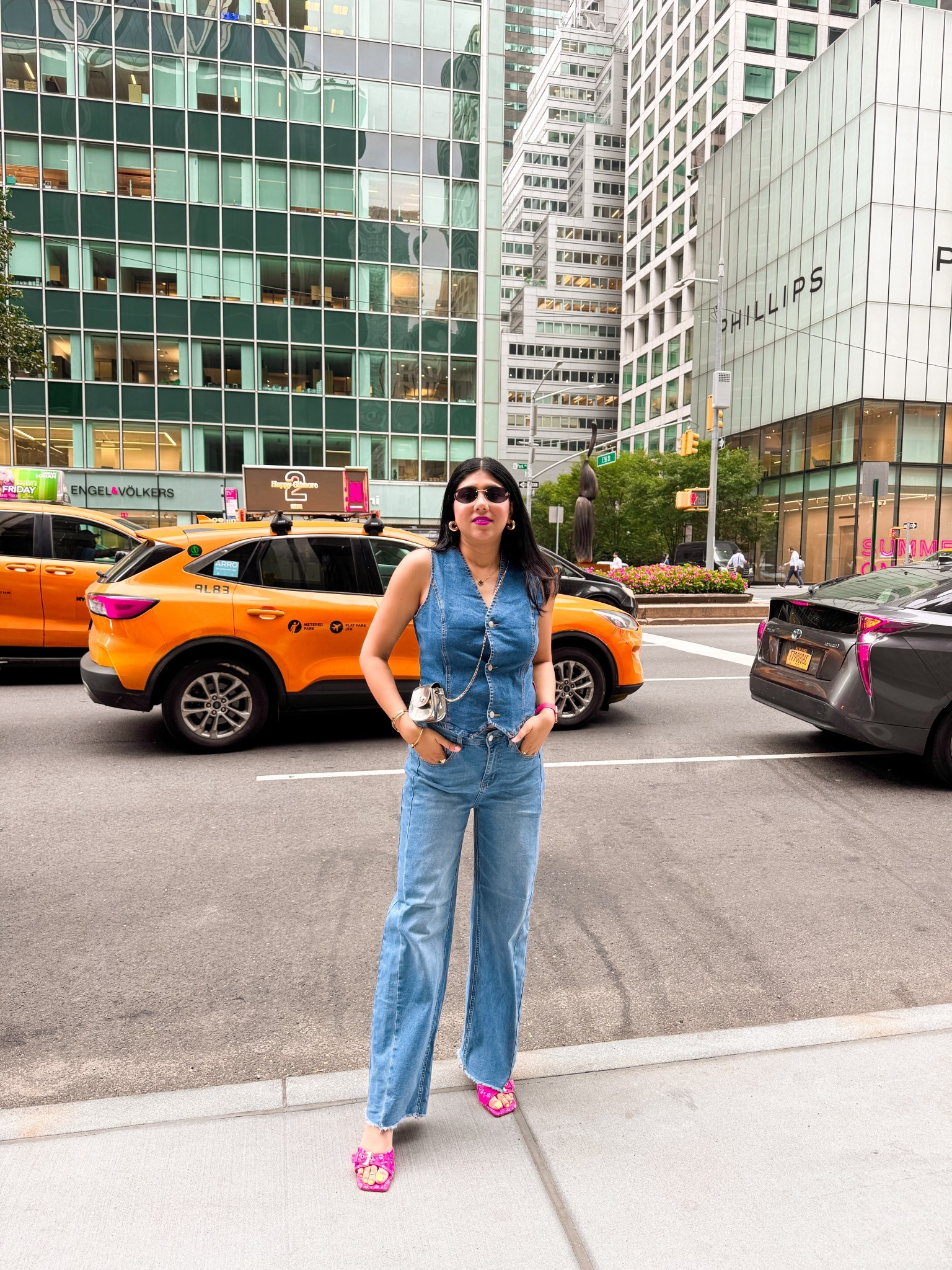 Denim on denim, denim vest, denim, cotton denim, fall look

#LTKStyleTip #LTKSeasonal #LTKFindsUnder50