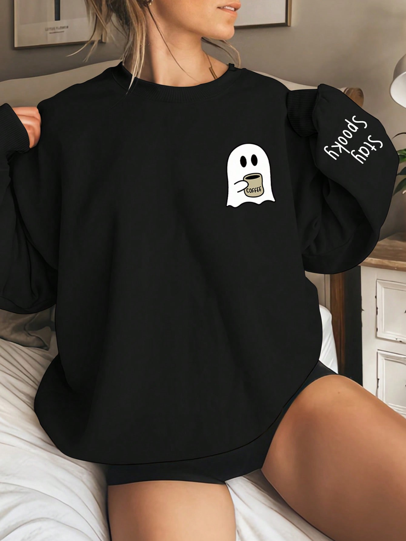 SHEIN EZwear Women's Ghost Graphic Printed Crew Neck Long Sleeve Sweatshirt | SHEIN