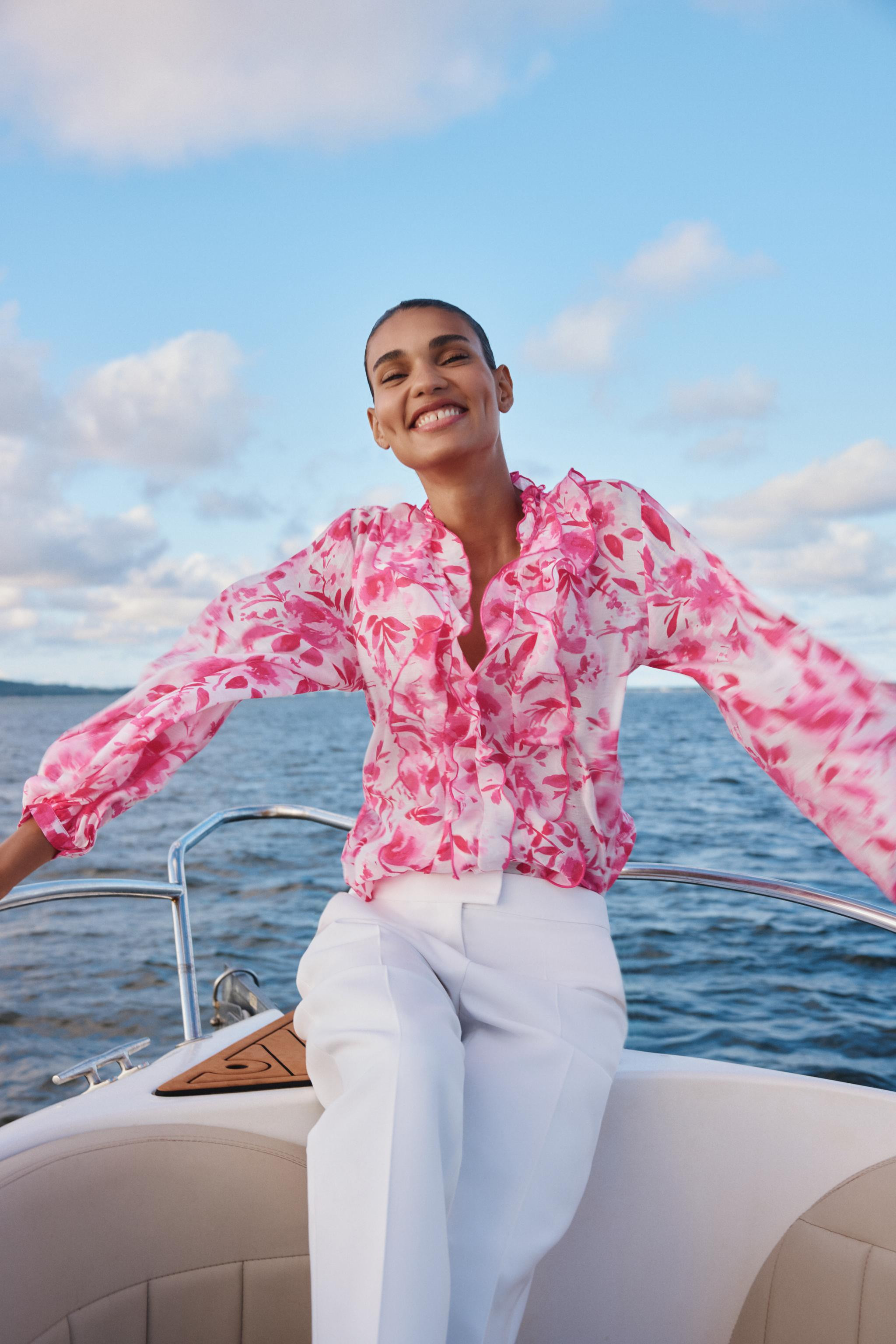 HIGH WAIST ANKLE LENGTH PANTS | Zara US