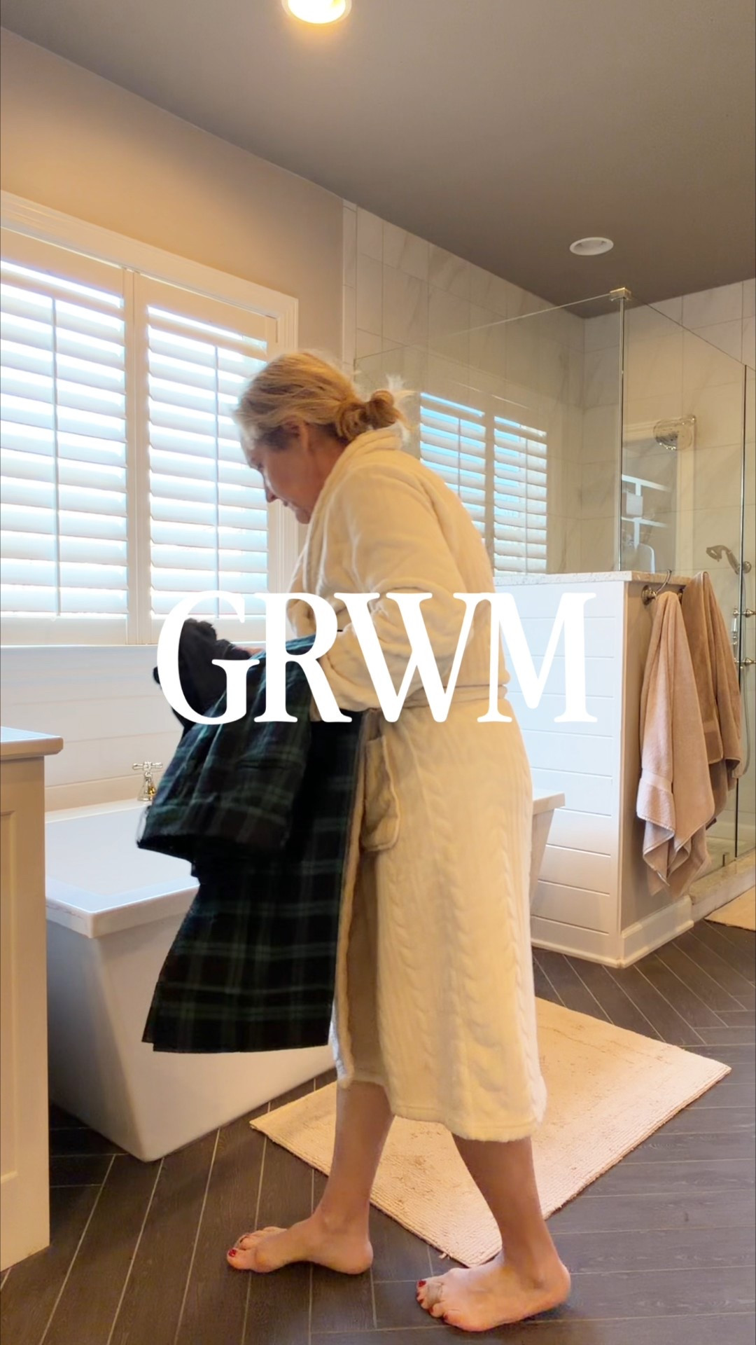 Wear your holiday plaid post holiday! 

Denim blouse size medium 
Puffer vest size medium 
Plaid pants size 8 petite 

Just add gold jewelry or maybe even a multicolor stone necklace. The red was fun for a holiday brunch. But will def wear again with diff accessories  

#LTKFindsUnder100 #LTKOver40 #LTKSaleAlert