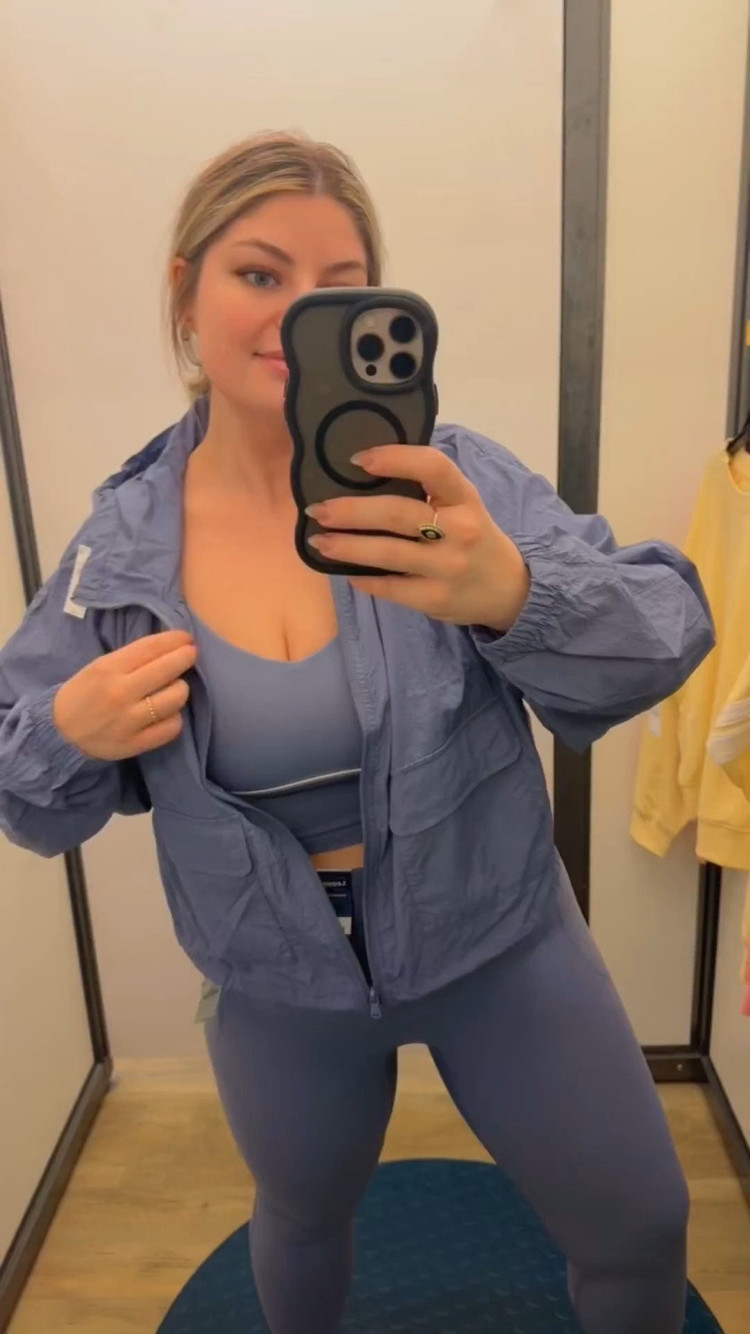 Super sale on active old navy ! Pants variation to leggings with my other post in the jogger !! 

#LTKfitnessgoals #LTKActive #LTKootd