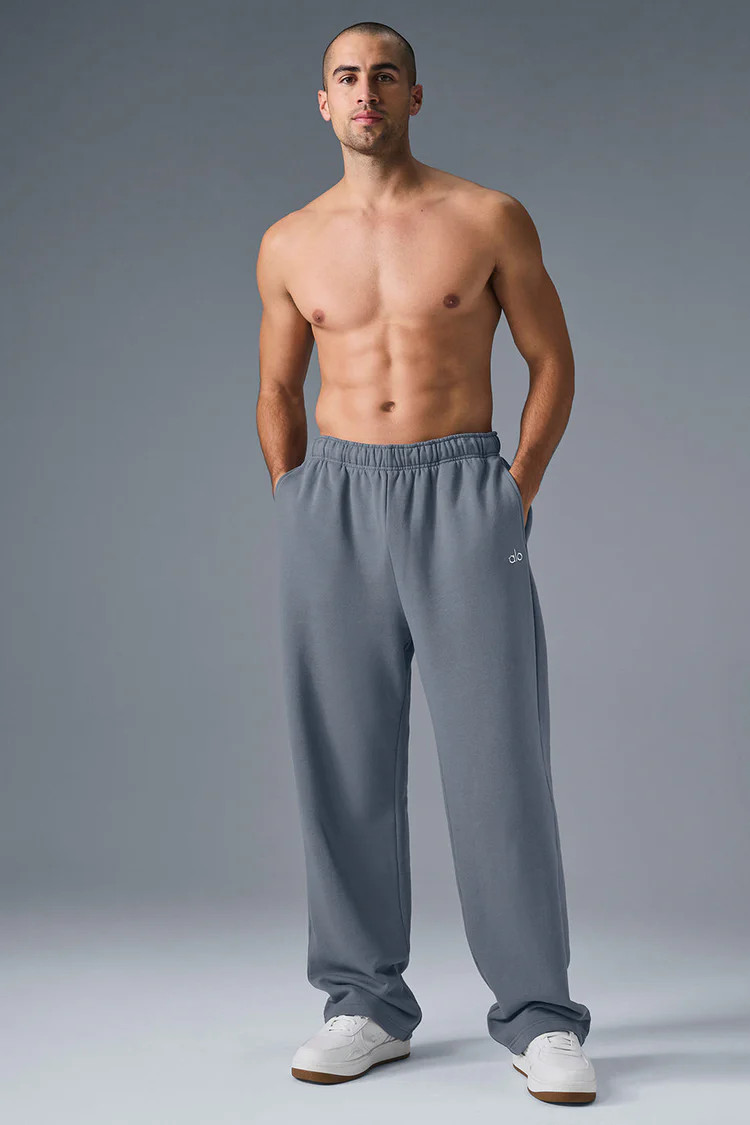 Accolade Straight Leg Sweatpant | Alo Yoga (US)