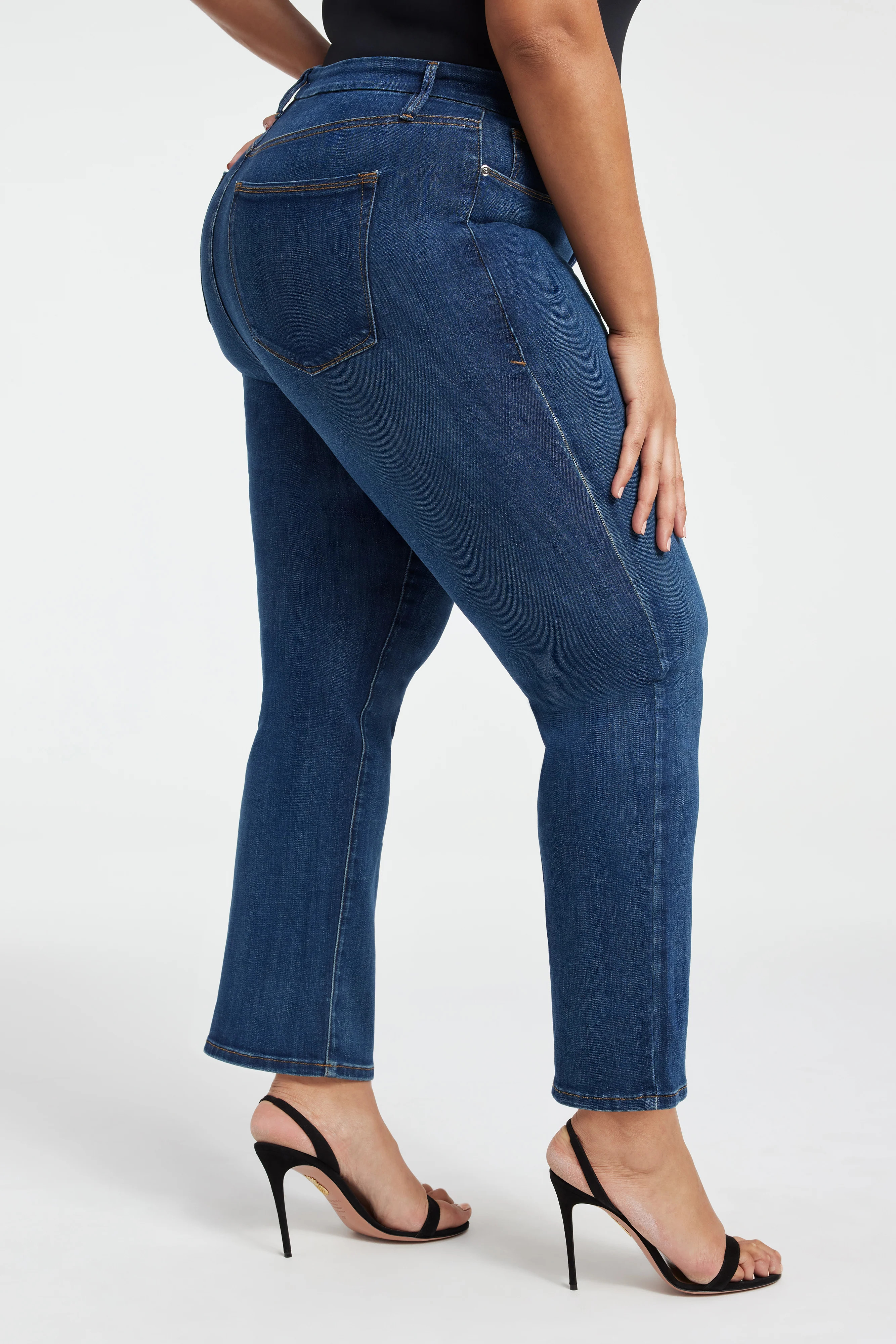 GOOD LEGS STRAIGHT JEANS | BLUE004 | Good American