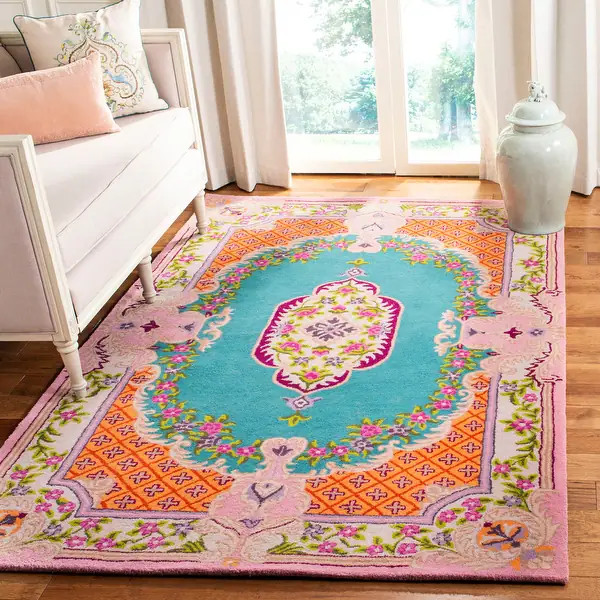 SAFAVIEH Handmade Bellagio Fronnie Oriental Medallion Wool Rug - 2'3" x 13'0" - Blue/Pink | Bed Bath & Beyond