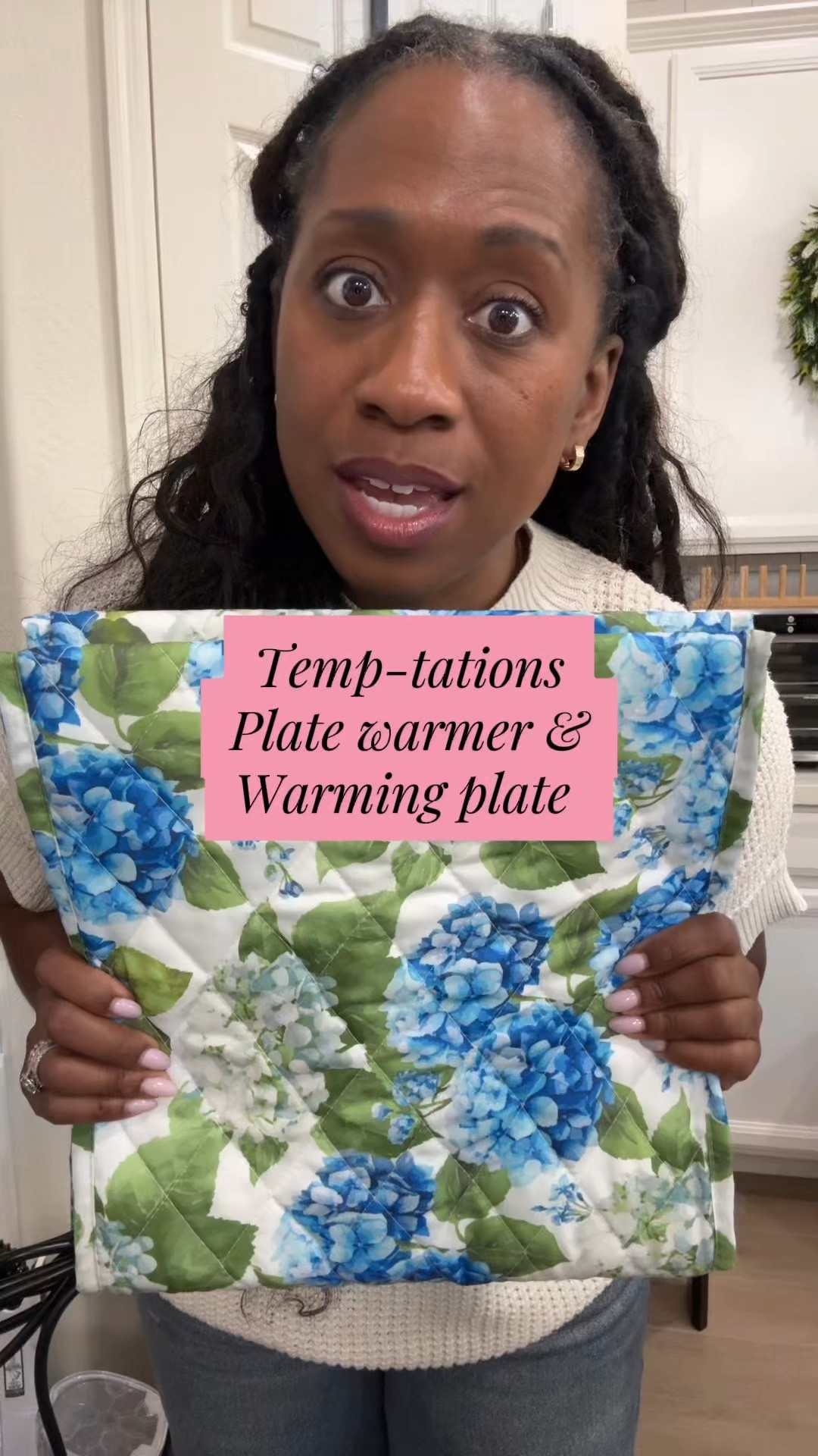 Foldable plate warmer 🏡 

Space-saving design for easy storage and convenient use. @QVC 

#LTKfoodie #LTKHome #LTKSaleAlert