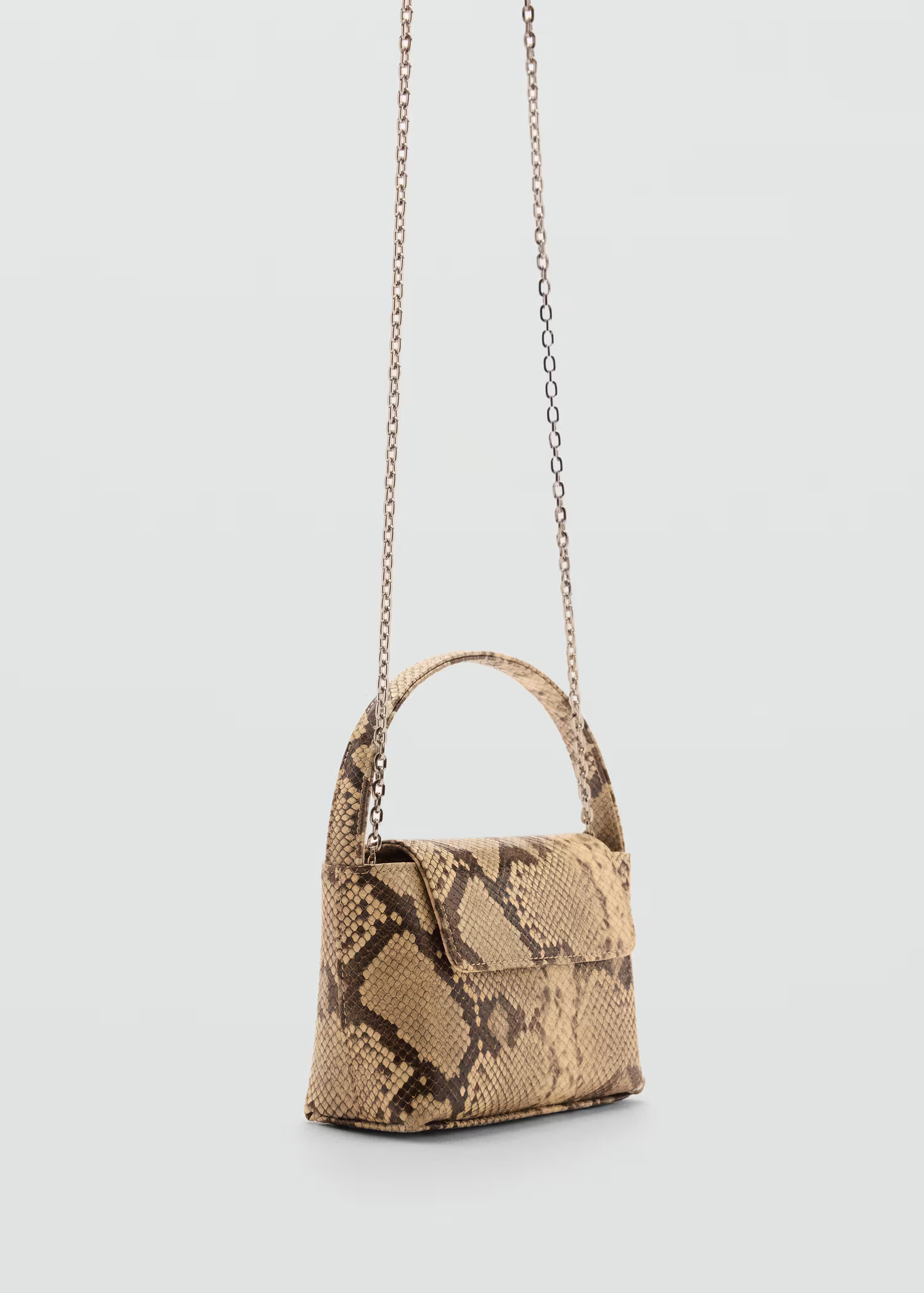 Flap chain bag | MANGO (US)