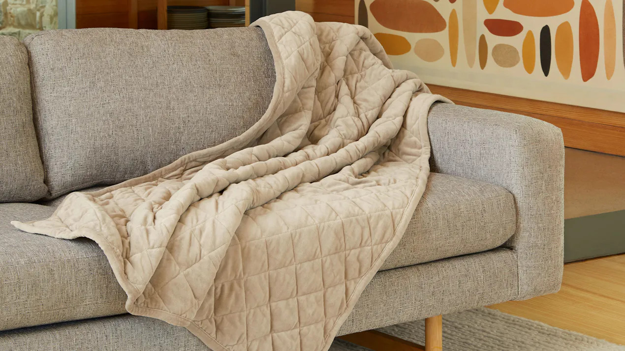 Weighted Blanket | Saatva Mattress