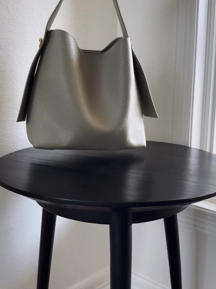 Shop what’s in my handbag at all times to make my busy mom life on the go so much easier. 🫶🏼 

#LTKItBag #LTKFamily