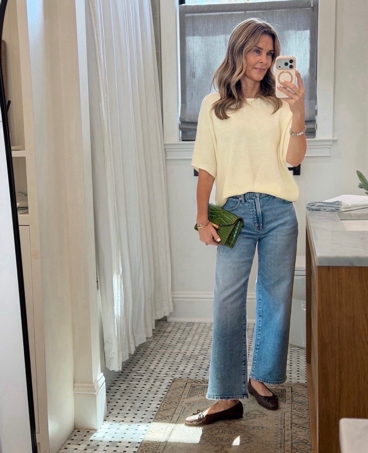 I’m 5’6’’.
-Madewell vintage jean TTS regular length 
-sweater is linked in my ShopMy https://go.shopmy.us/p-45579054
-bag is linked in my ShopMy https://go.shopmy.us/p-45578515

#LTKootd #LTKSeasonal #LTKOver40