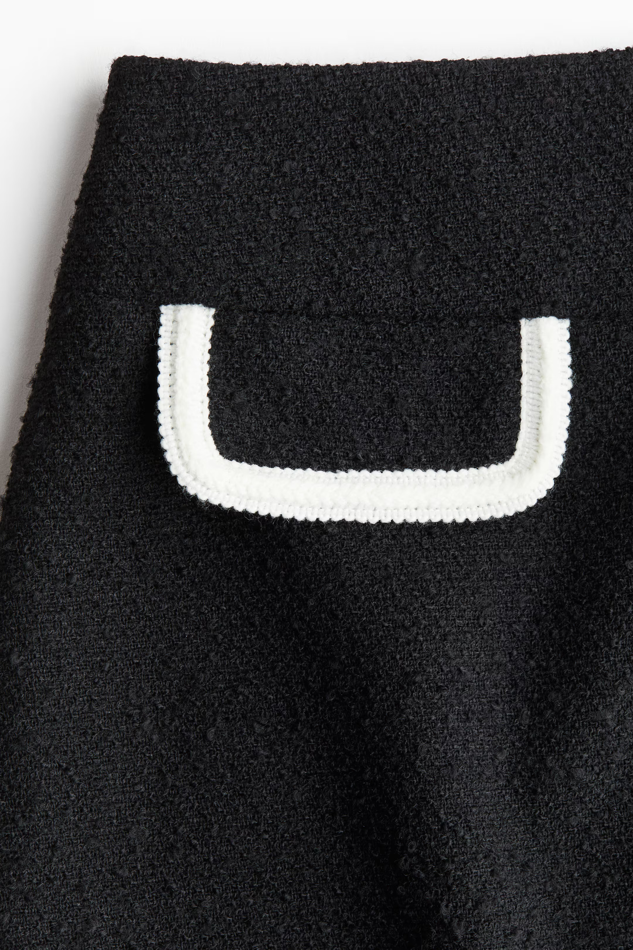 Bouclé skirt | H&M (UK, MY, IN, SG, PH, TW, HK)