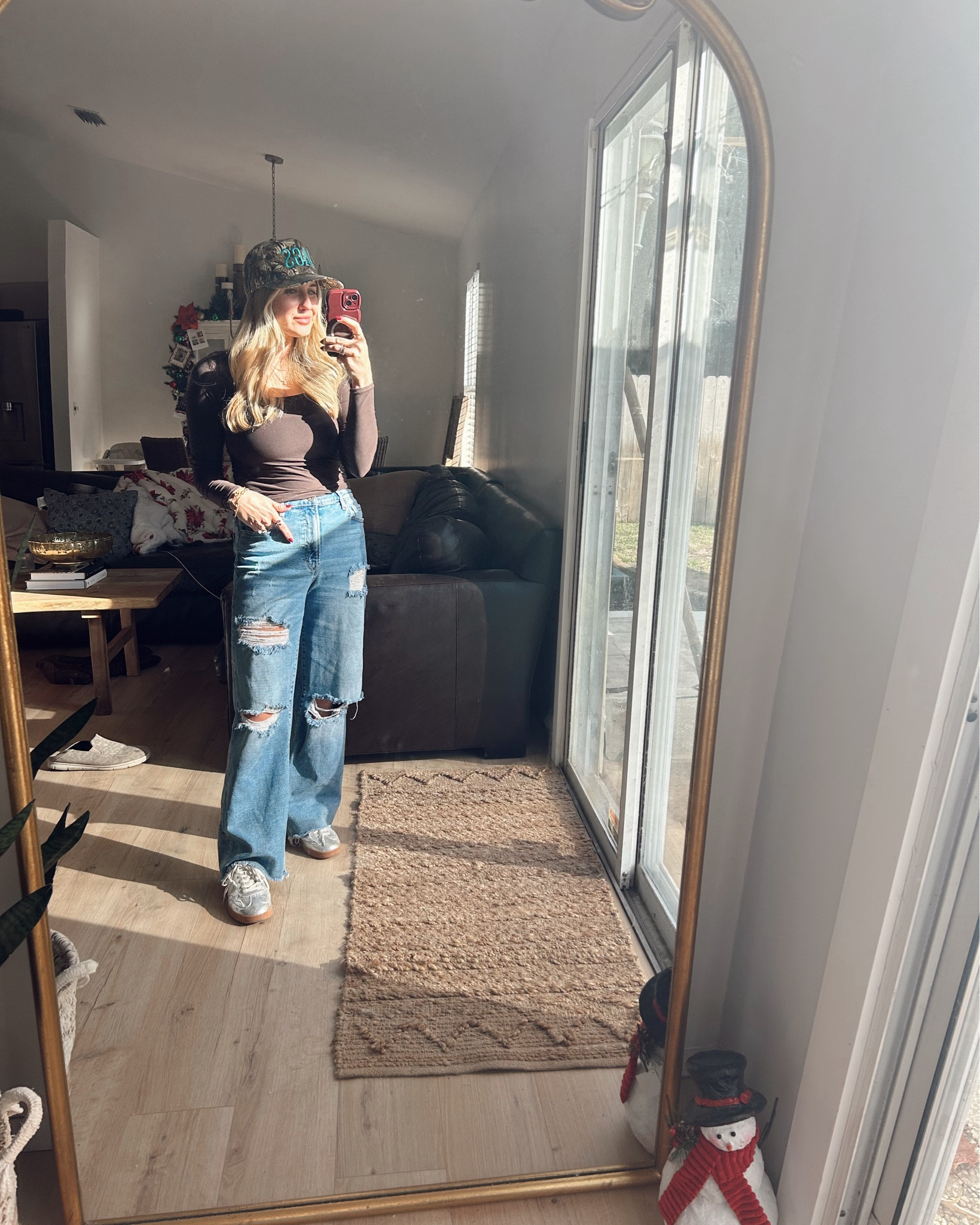 Football Sunday 🏈 obsessed with the silver sneaks 🤍

#LTKFindsUnder50 #LTKootd #LTKgrwm