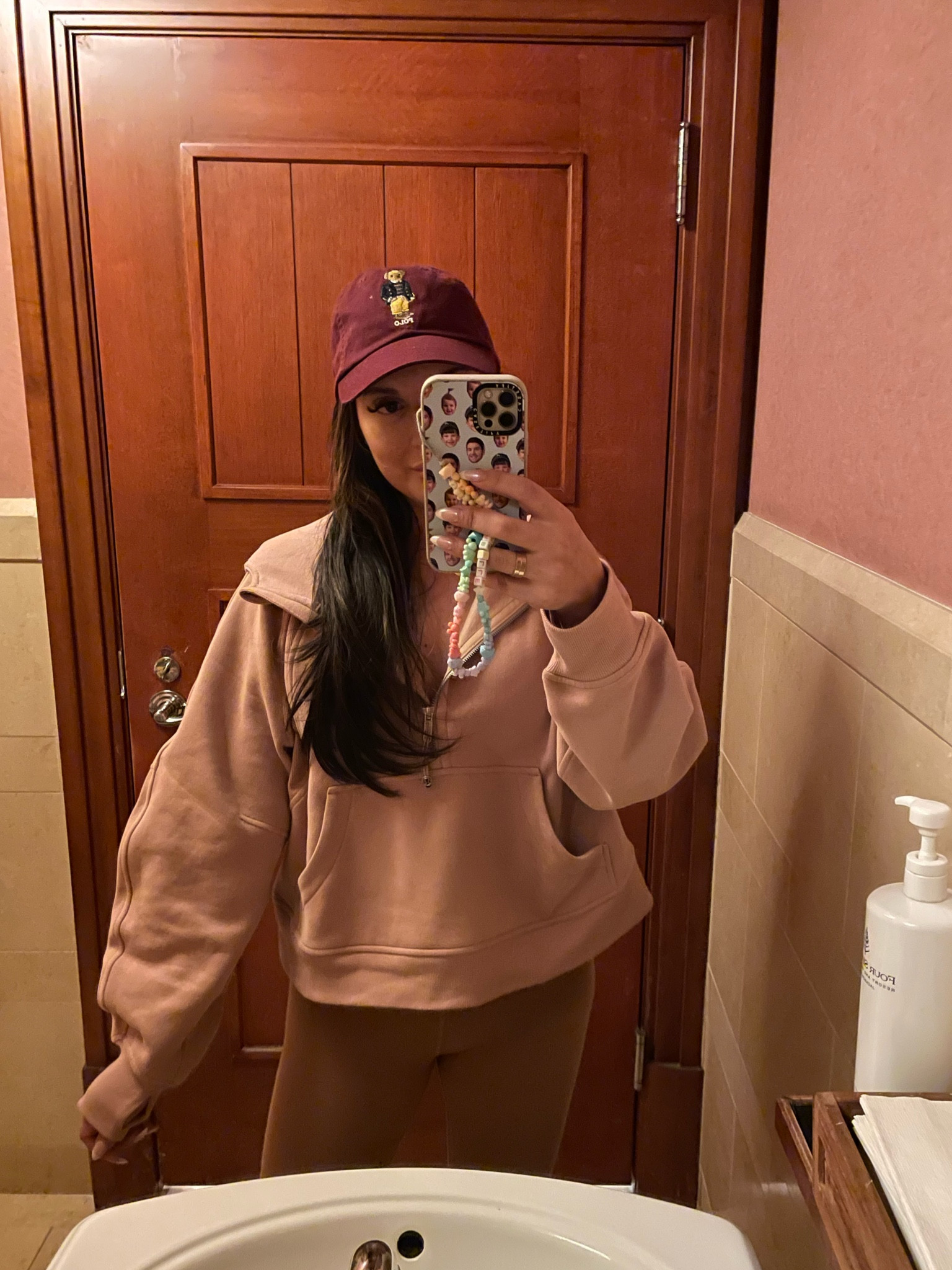 Lululemon scuba hoodie 


#LTKstyletip #LTKfit #LTKtravel