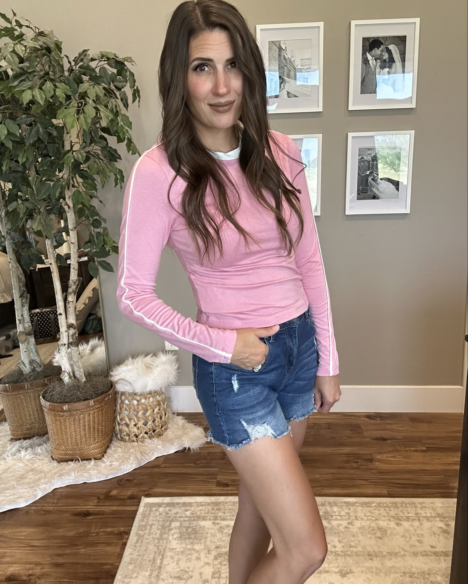 Comfy, sporty top to transition into fall with 💕🍂

TTS. Wearing size small  

#LTKSeasonal #LTKFindsUnder50 #LTKStyleTip