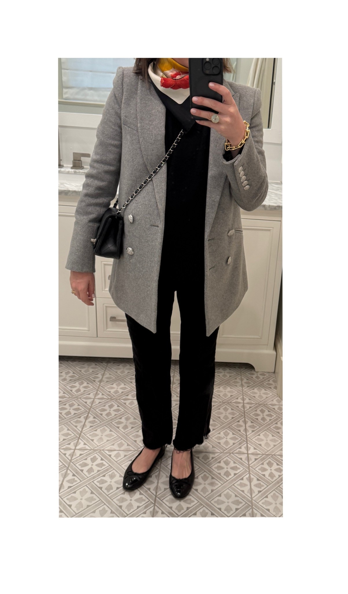 Sweater: in my pre pregnancy size small
Tank: in my pre pregnancy size small 
Jeans: I sized up to a size 6 which was loose until now. I’d say order your pre pregnancy size or a size up depending on how roomy you want them to be
Shoes: tts but Chanel shoes vary. I have an entire guide on my
Website w sizing recs 
Blazer: runs big I wear my smaller blazer size 2 normally 
