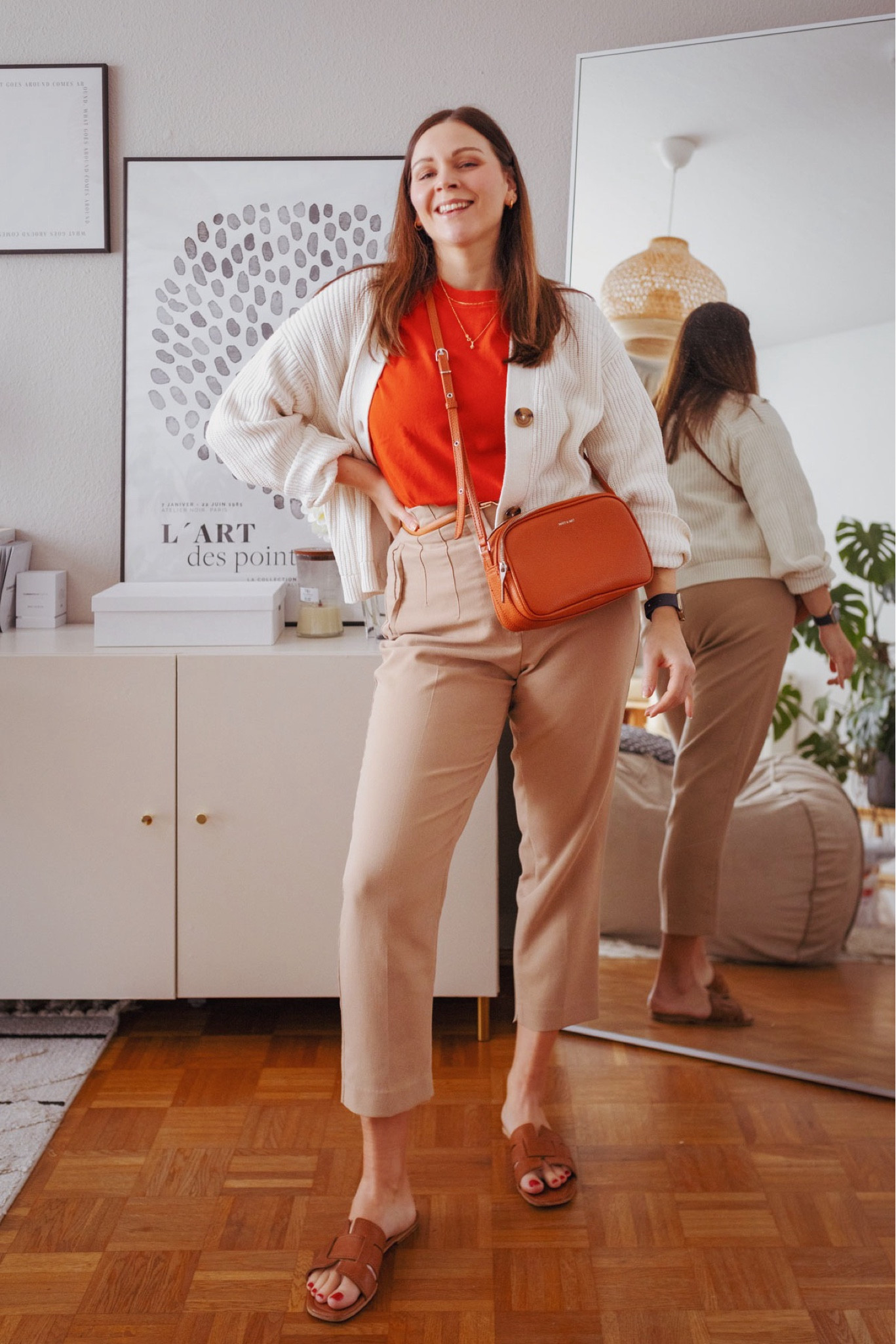 Spring OOTD with red shirt and soft neutral colors

#LTKVideo #LTKSeasonal #LTKeurope