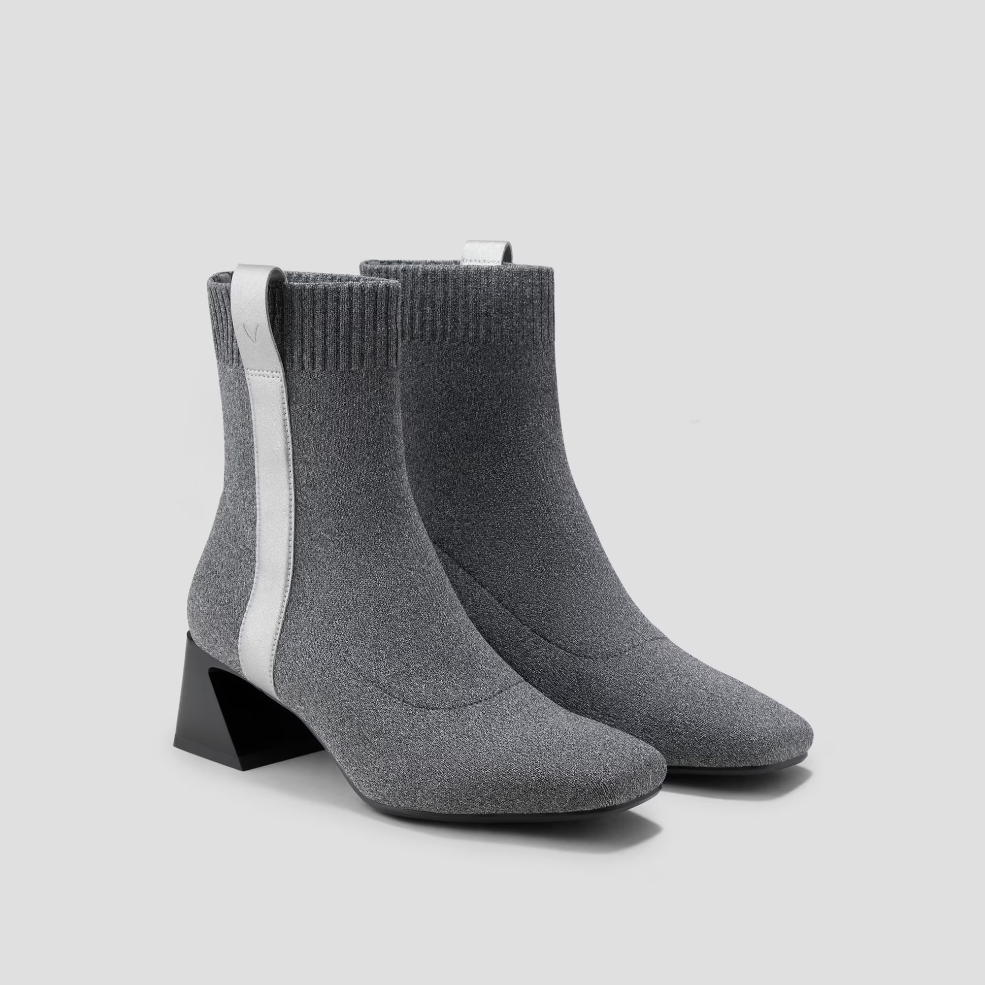 Square-Toe Water-Repellent Heeled Boots (Rafaella) | VIVAIA