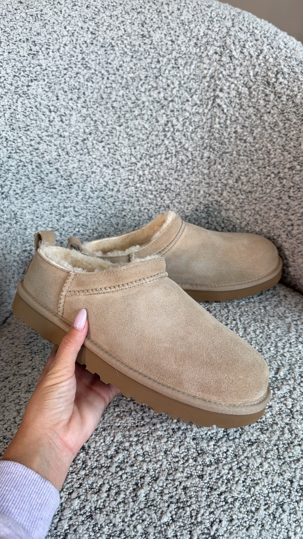 The perfect shoes for fall ✨🍂☁️
 @bloomingdales, @ugg, #bloomingdales, #ad



#LTKSeasonal #LTKStyleTip #LTKShoeCrush