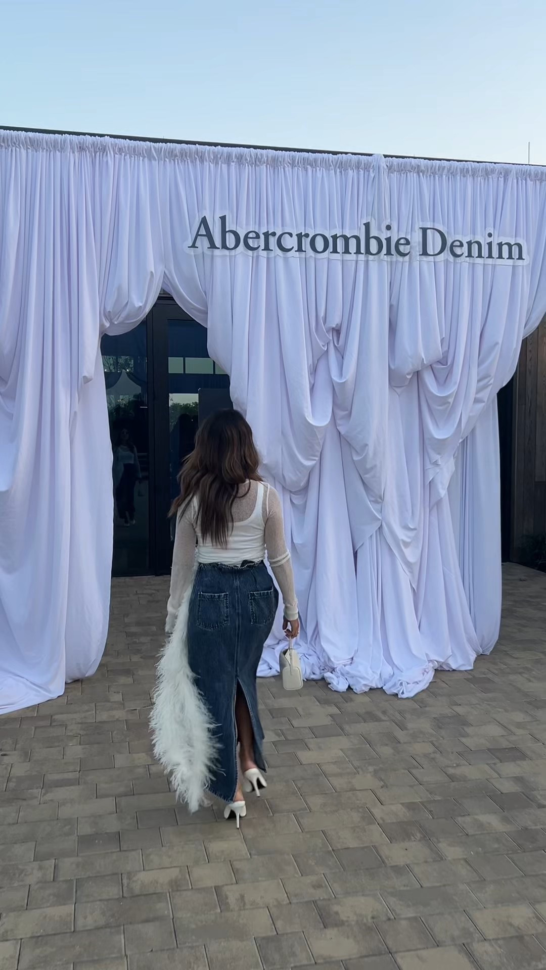 Come along with me to the Abercrombie Denim event at #LTKCon

#LTKStyleTip #LTKCon