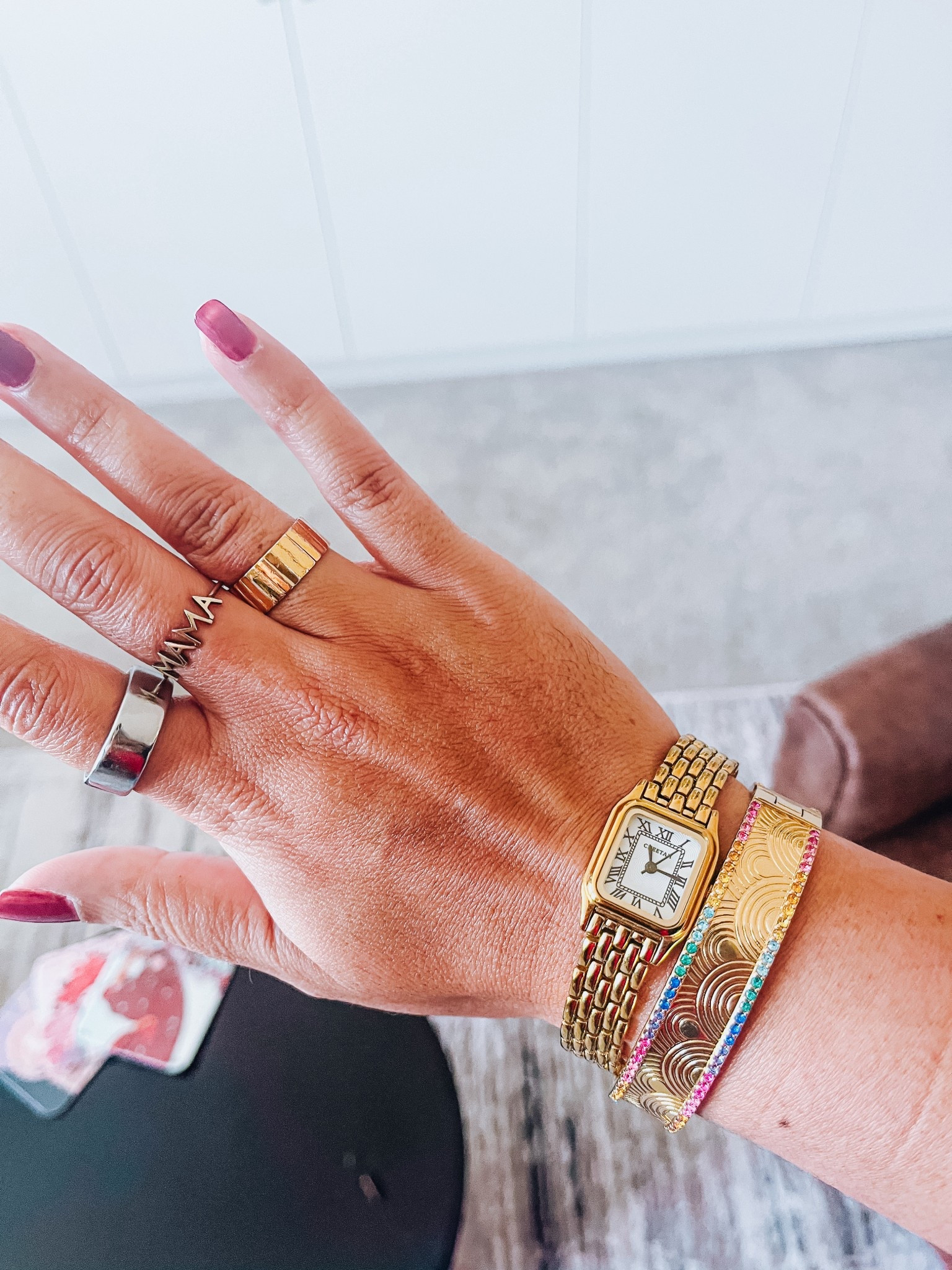 Gold jewelry
Mama ring
Amazon watch
Aurate New York
Rainbow bracelet


#LTKootd #LTKValentine #LTKSaleAlert