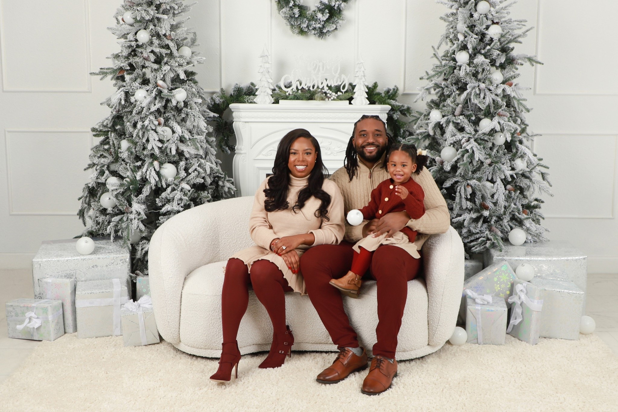 2025 Holiday Photos!! ❤️🥰

#LTKFindsUnder50 #LTKHoliday #LTKKids