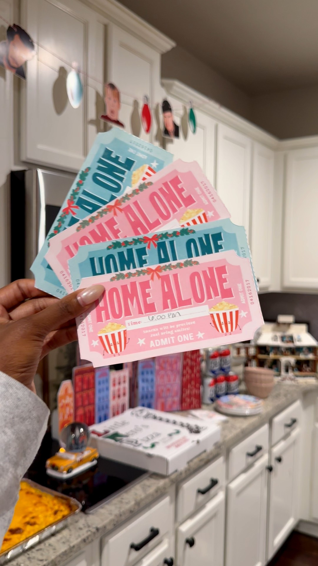 Home Alone Family Movie Night

#LTKKids #LTKHoliday #LTKmomlife