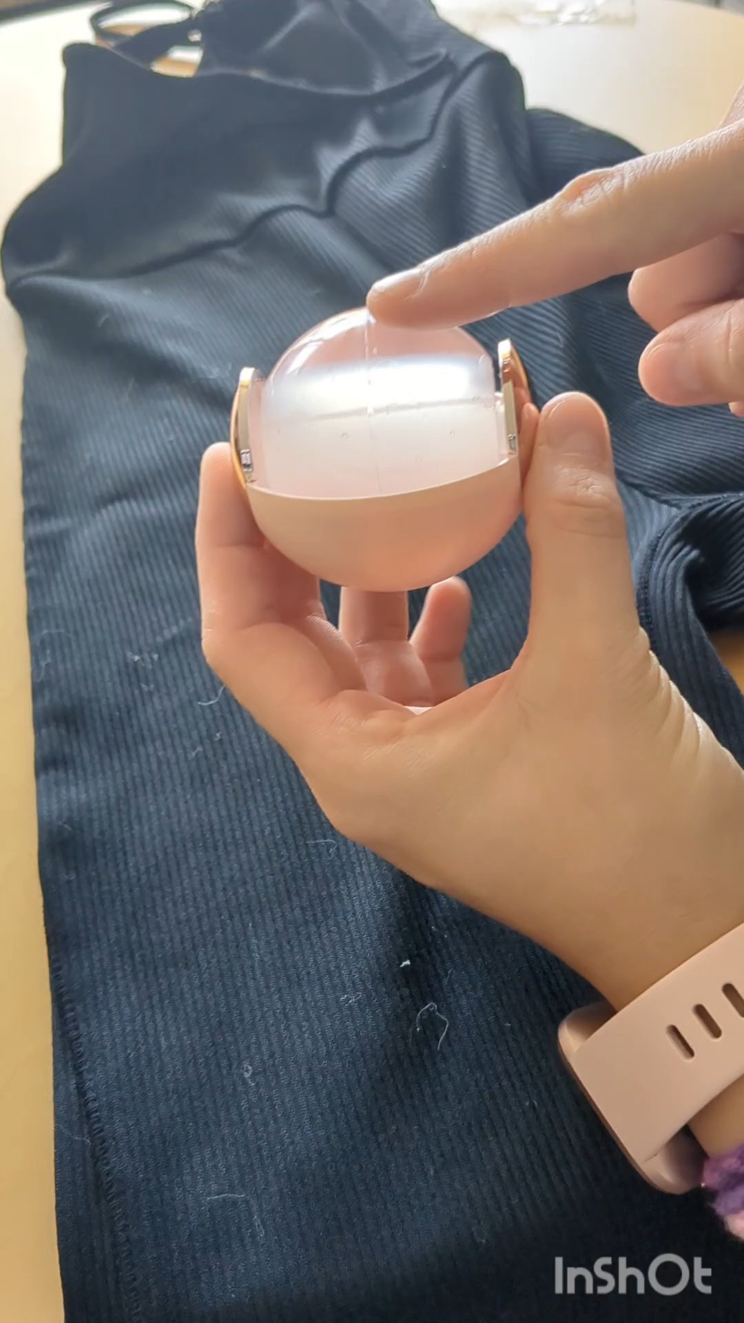 Reusable Lint Roller, Sustainable Homeware, Unique Gadget, Washable Lint Roller

#LTKfamily #LTKcasa #LTKgiftguide