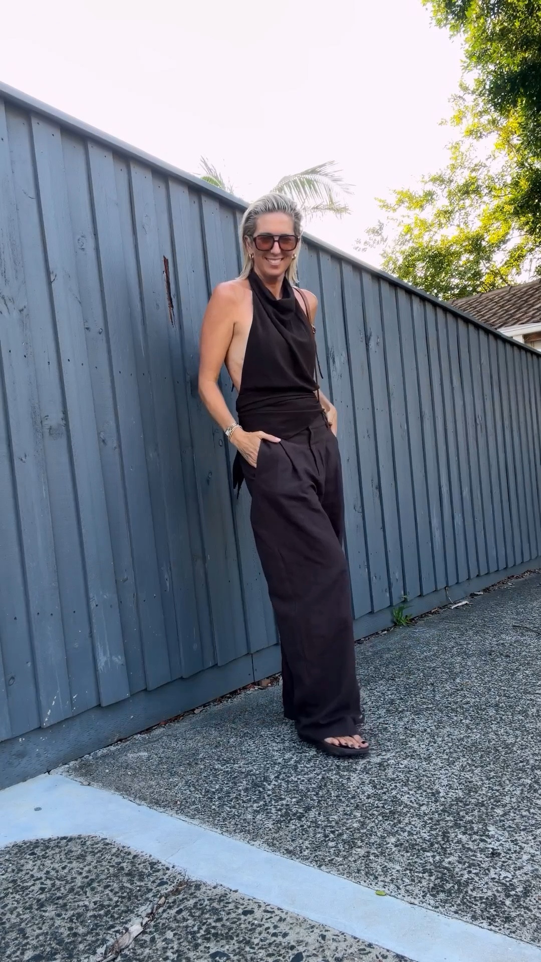 Chocolate is the new black! 🤎 PS - my trousers are now on sale, I love this ‘ramie’ fabric - it’s similar to linen. A natural fibre with a beautiful texture but doesn’t crush as easily 