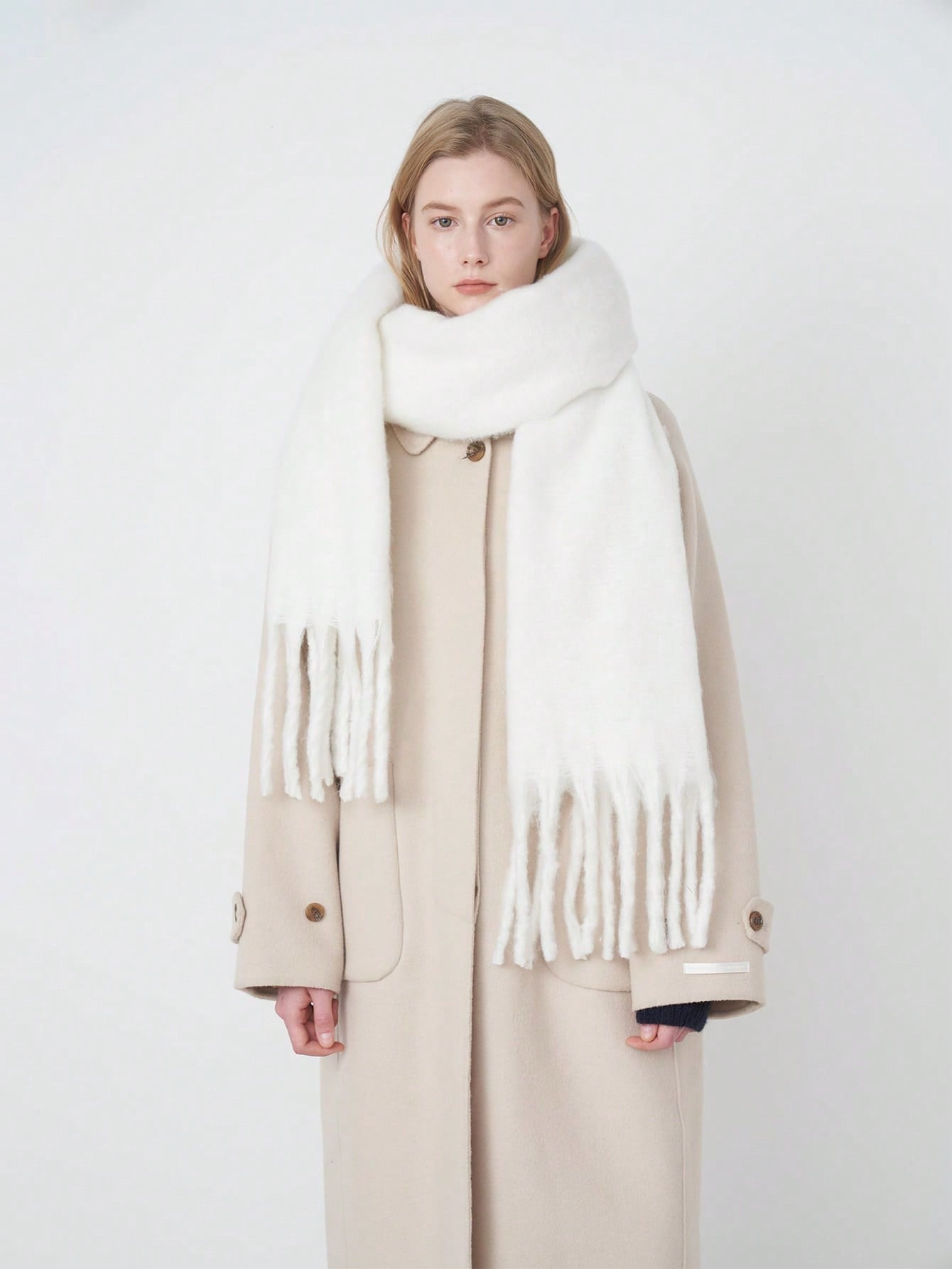 1pc Thickened Warm Faux Mohair White Tassel Scarf For Women | SHEIN