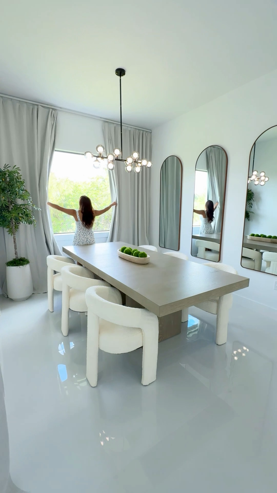 From builder grade to modern minimalist dining room #diningroom #diningtable #moderndecor

#LTKFamily #LTKSeasonal #LTKHome