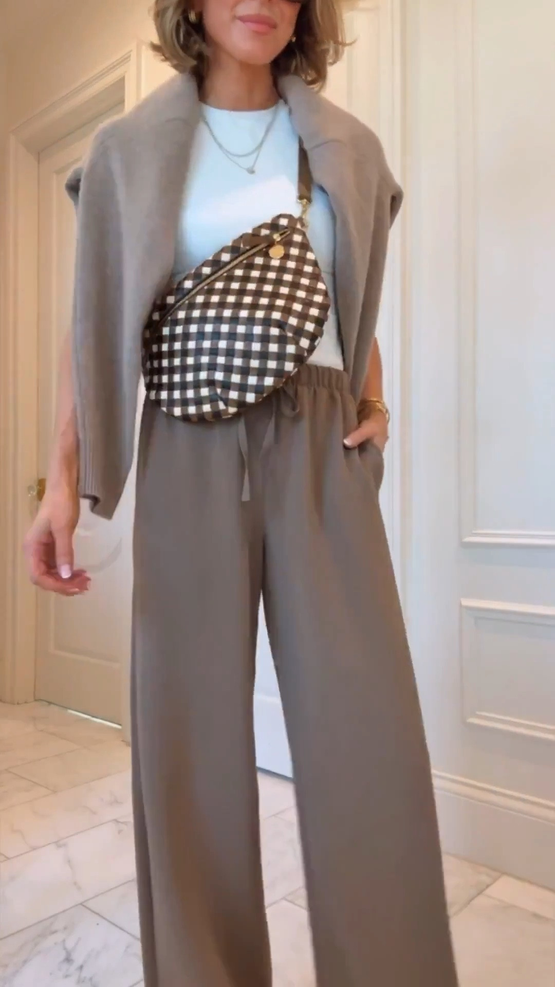 The one pair of pants I never travel without. I'm 5'7 wearing size small in the regular length. @Aritzia 

#LTKTravel #LTKootd