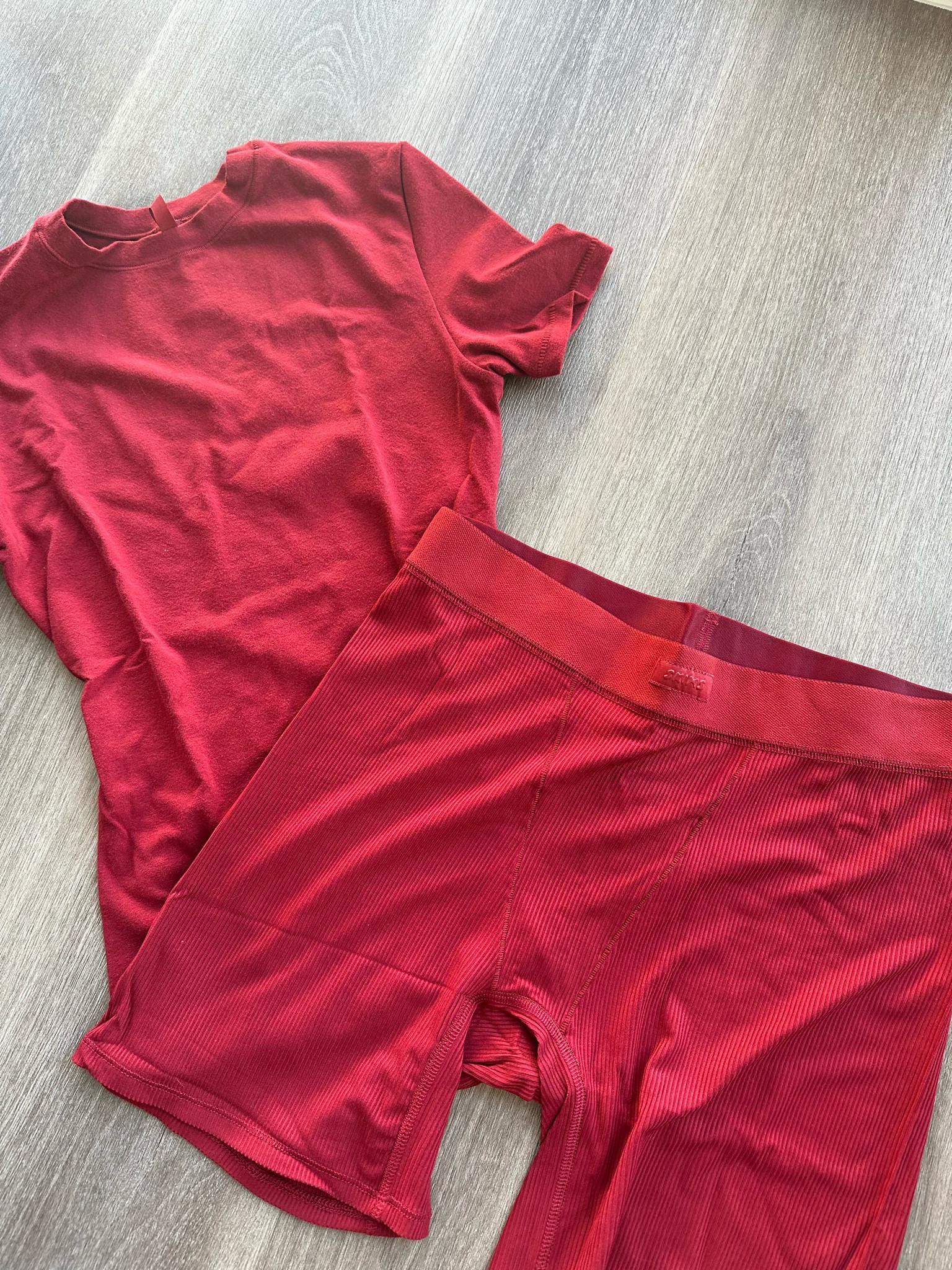 all time fav sleepwear (M bottoms and S top) 