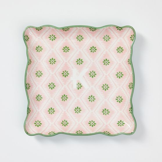 Sanderson Scalloped Ceramic Catchall | Mark and Graham