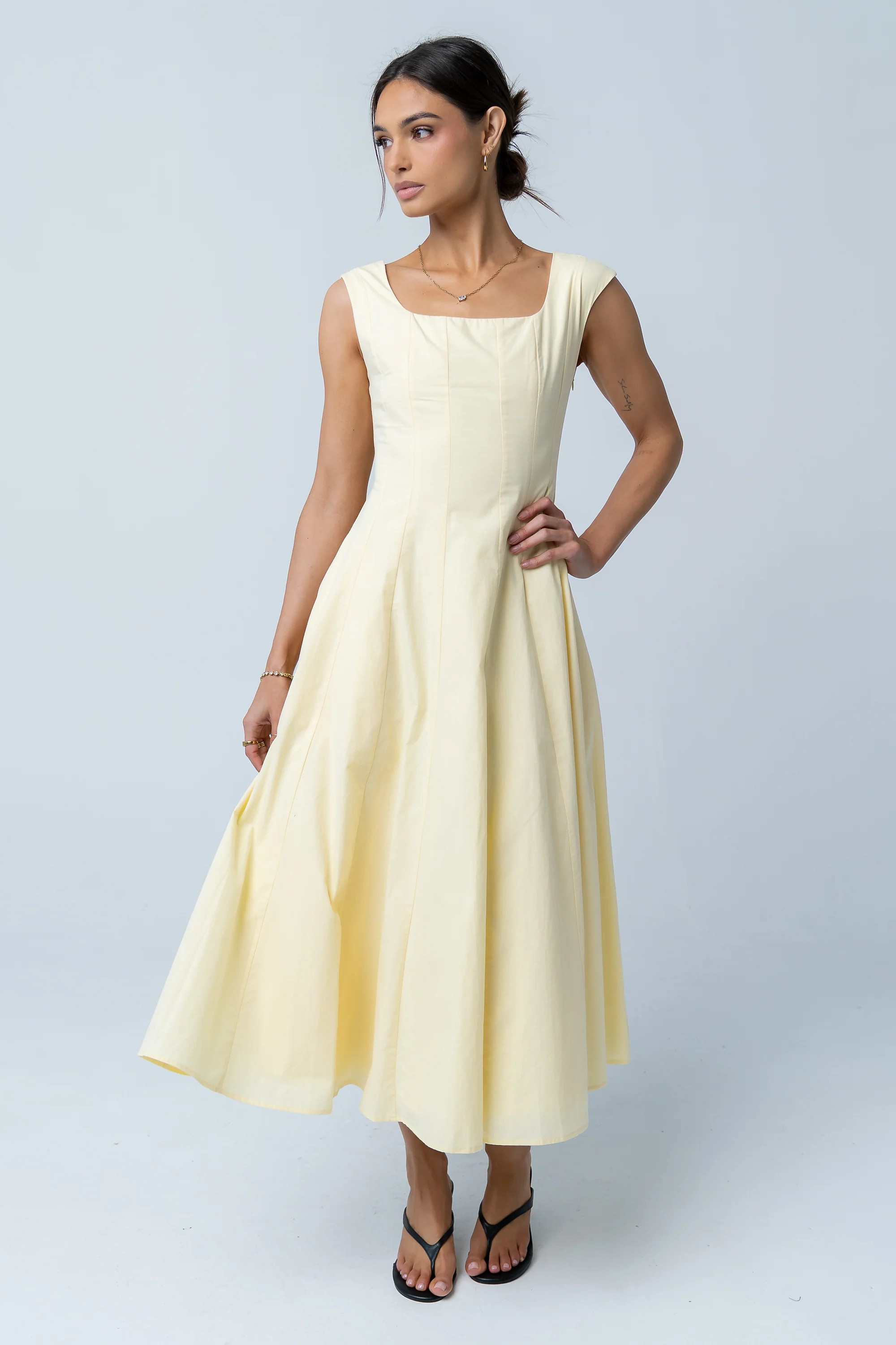 Colin Midi Dress in Butter Yellow | Böhme US