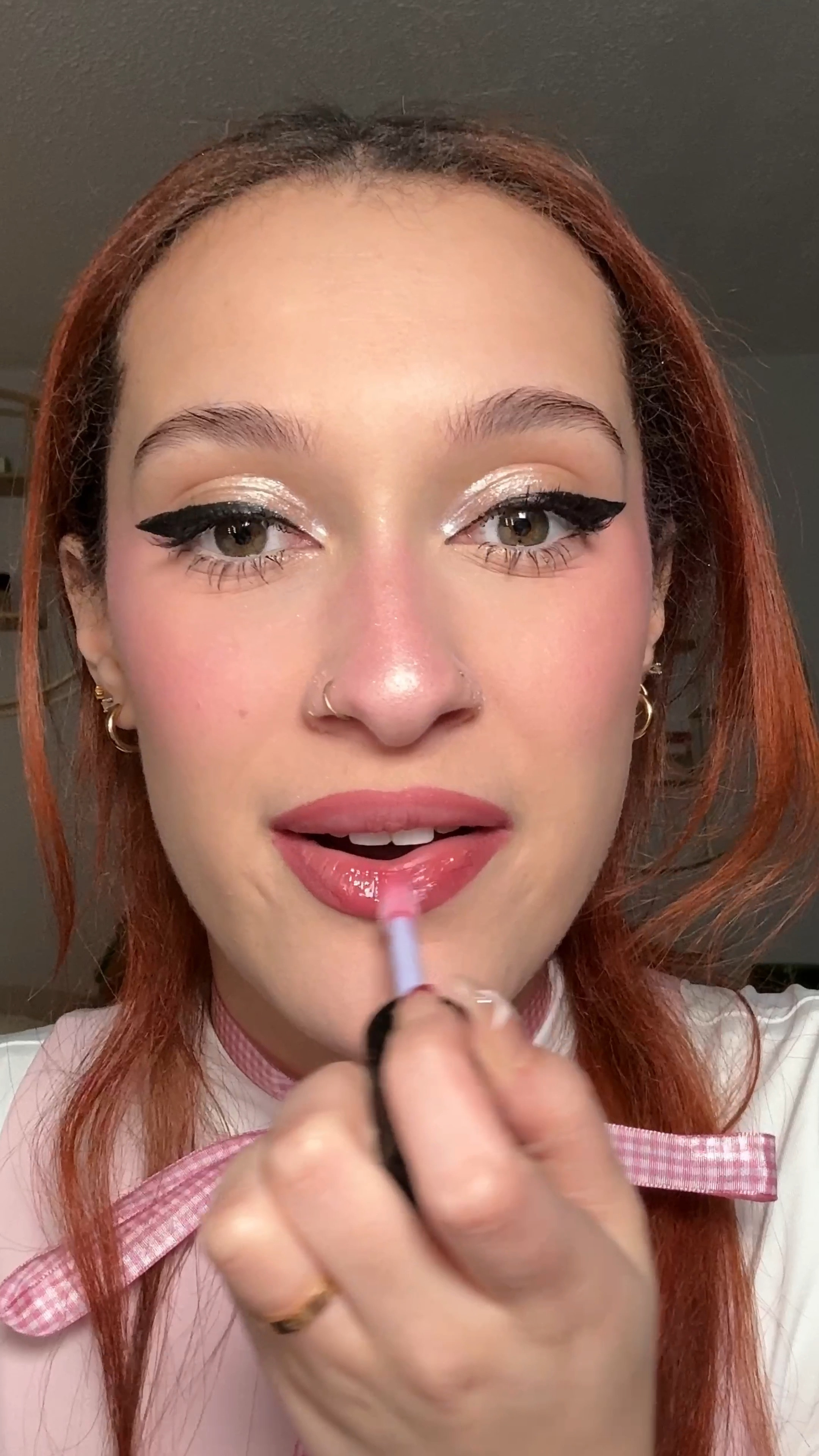TRYING THE “ IM COLD” MAKEUP TREND!! I totally understand the hype, I’m obsessed with a pinky makeup look🎀 [makeup ideas, winter makeup, eyeliner, lip oil, lip gloss, glitter]

#LTKVideo #LTKbeauty #LTKSeasonal