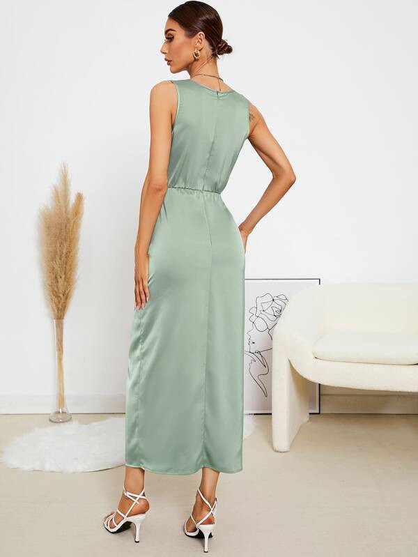 SHEIN SXY Twist Front Split Thigh Satin Dress SKU: sw2207271318152341(9 Reviews)$15.00$19.00-21%M... | SHEIN