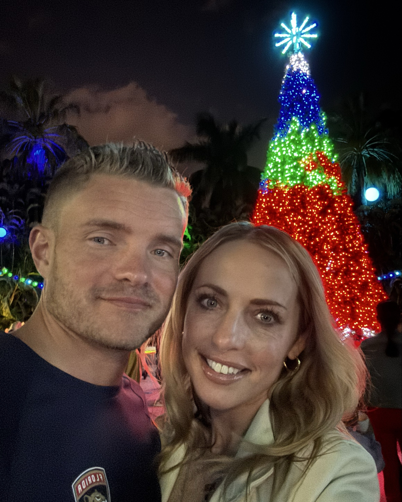 Palm Beach Zoo Lights holiday fun!

#LTKvlog #LTKHoliday #LTKdayinmylife