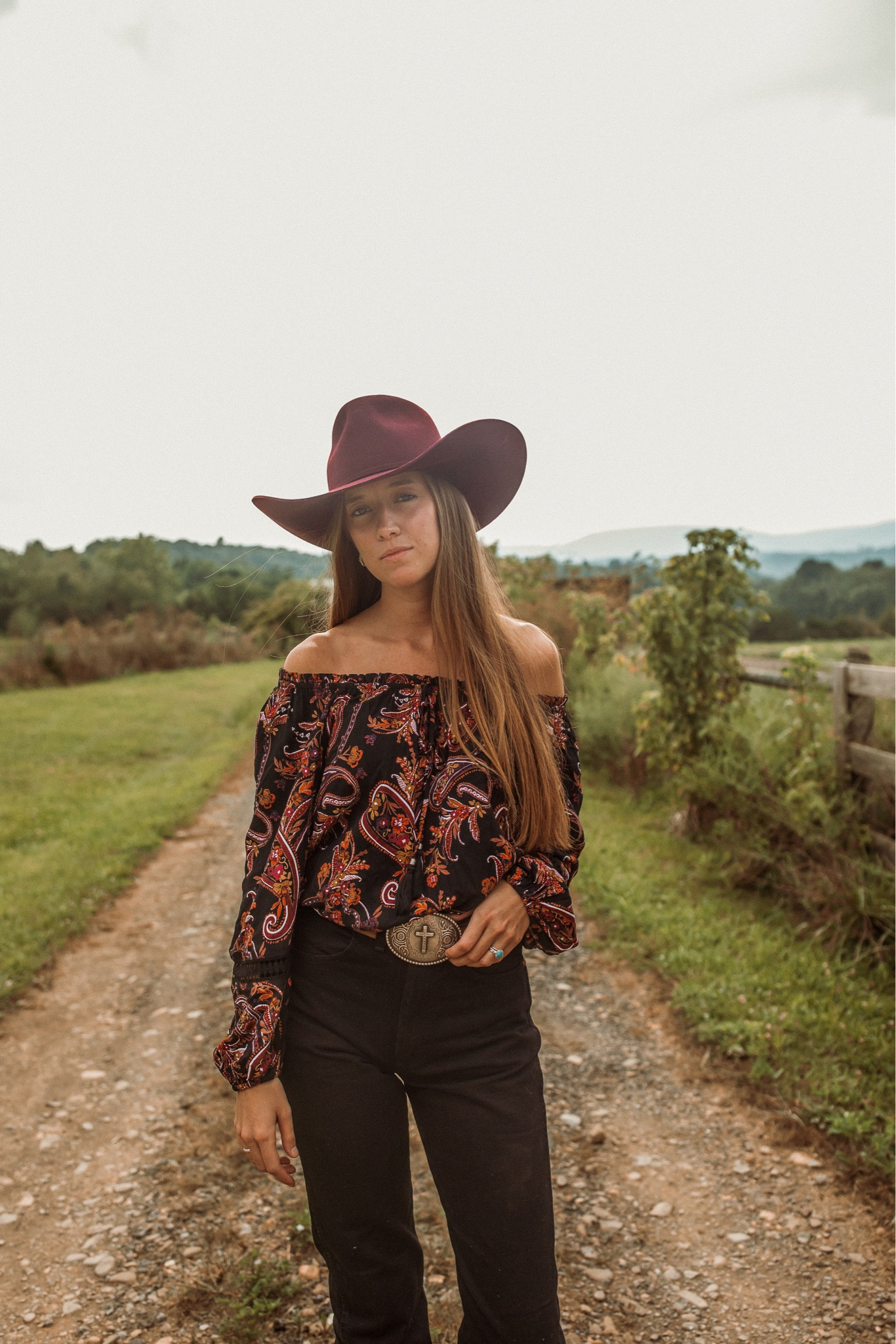 The perfect western fall top #westernfashion #westernstyle #cowgirlfashion