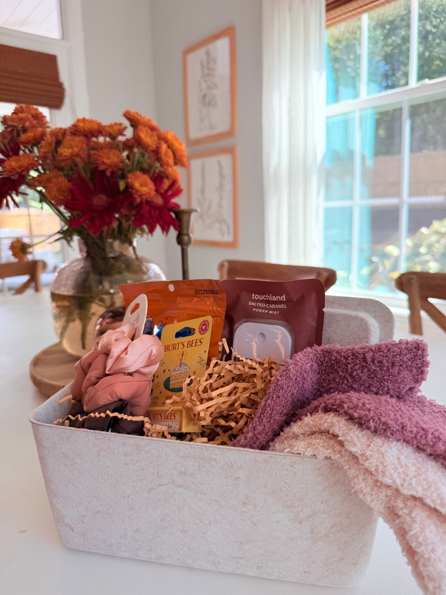 This little gift basket is perfect for a tween or teen birthday, to “boo” your favorite college student or even give as a surprise porch gift to a friend! 

#LTKHalloween #LTKFamily #LTKSeasonal