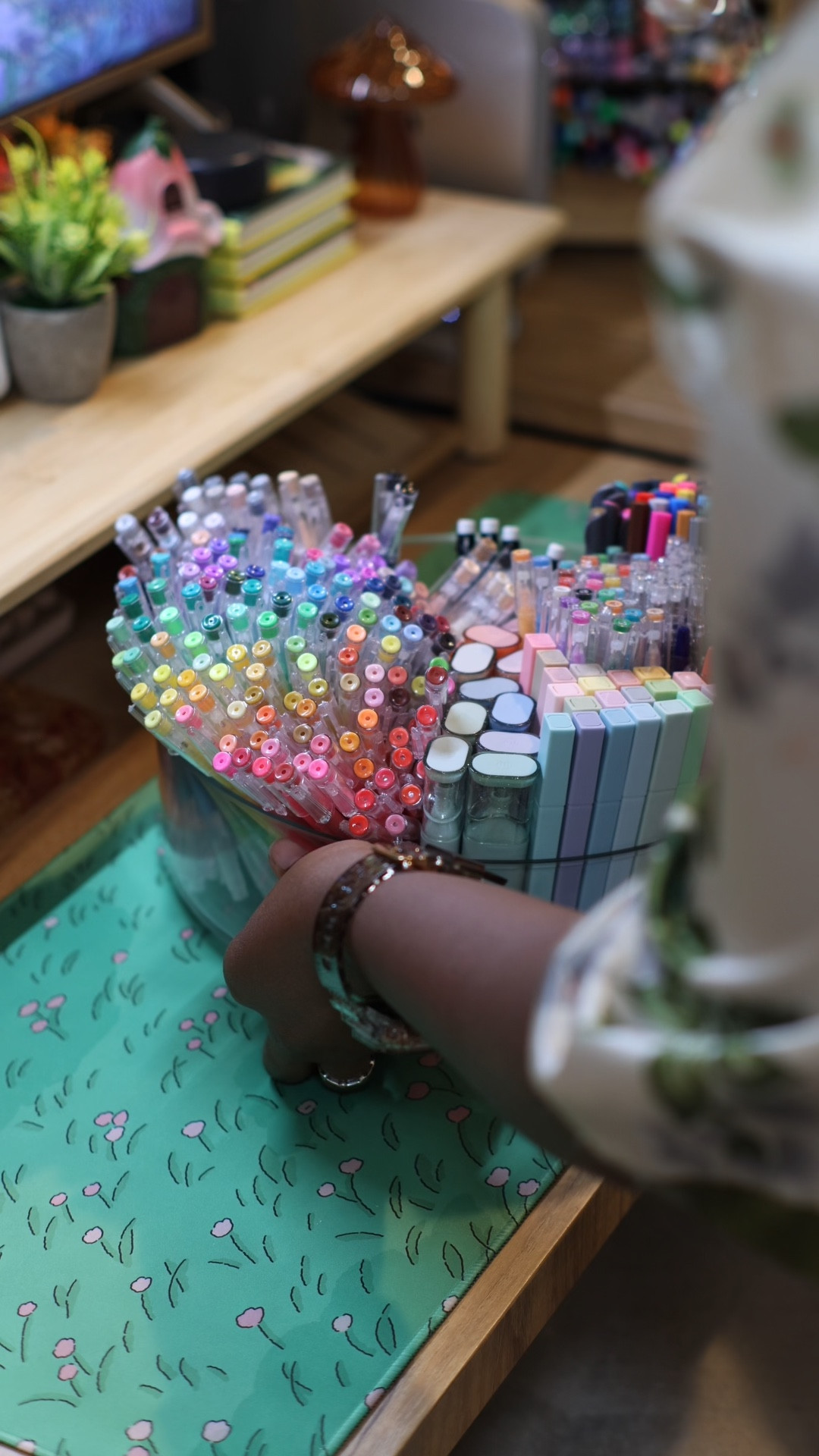 Art supplies organizers that I’m obsessed with 😍 I just love looking at these beauties. 

 #coloring #art 

#LTKGiftGuide