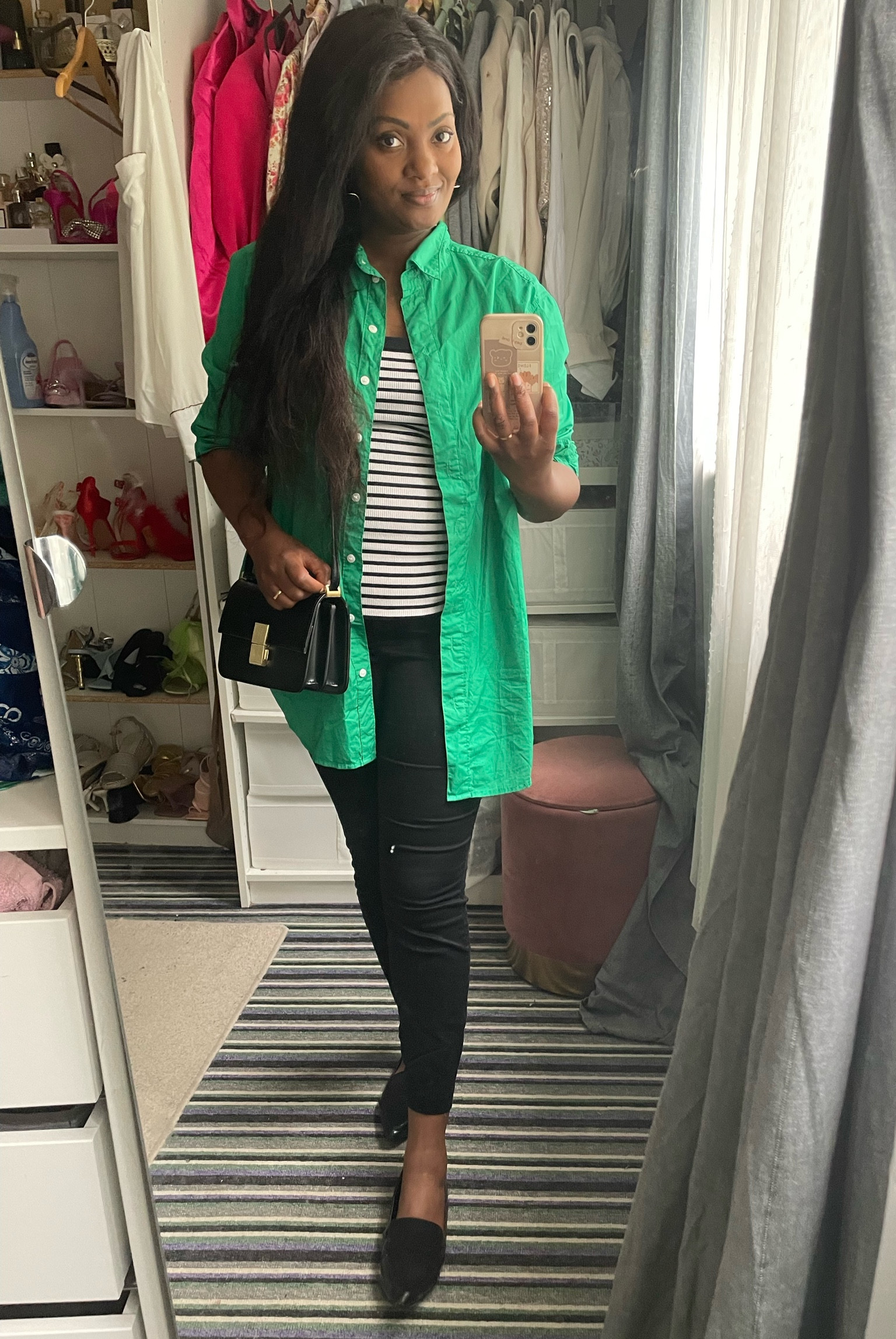 Green is back to normal “relax mode” for summer time vibe.
Verde voltou ao modo relaxar para o verão.

Look completo da #H&M 

#LTKSeasonal #LTKeurope #LTKbrasil