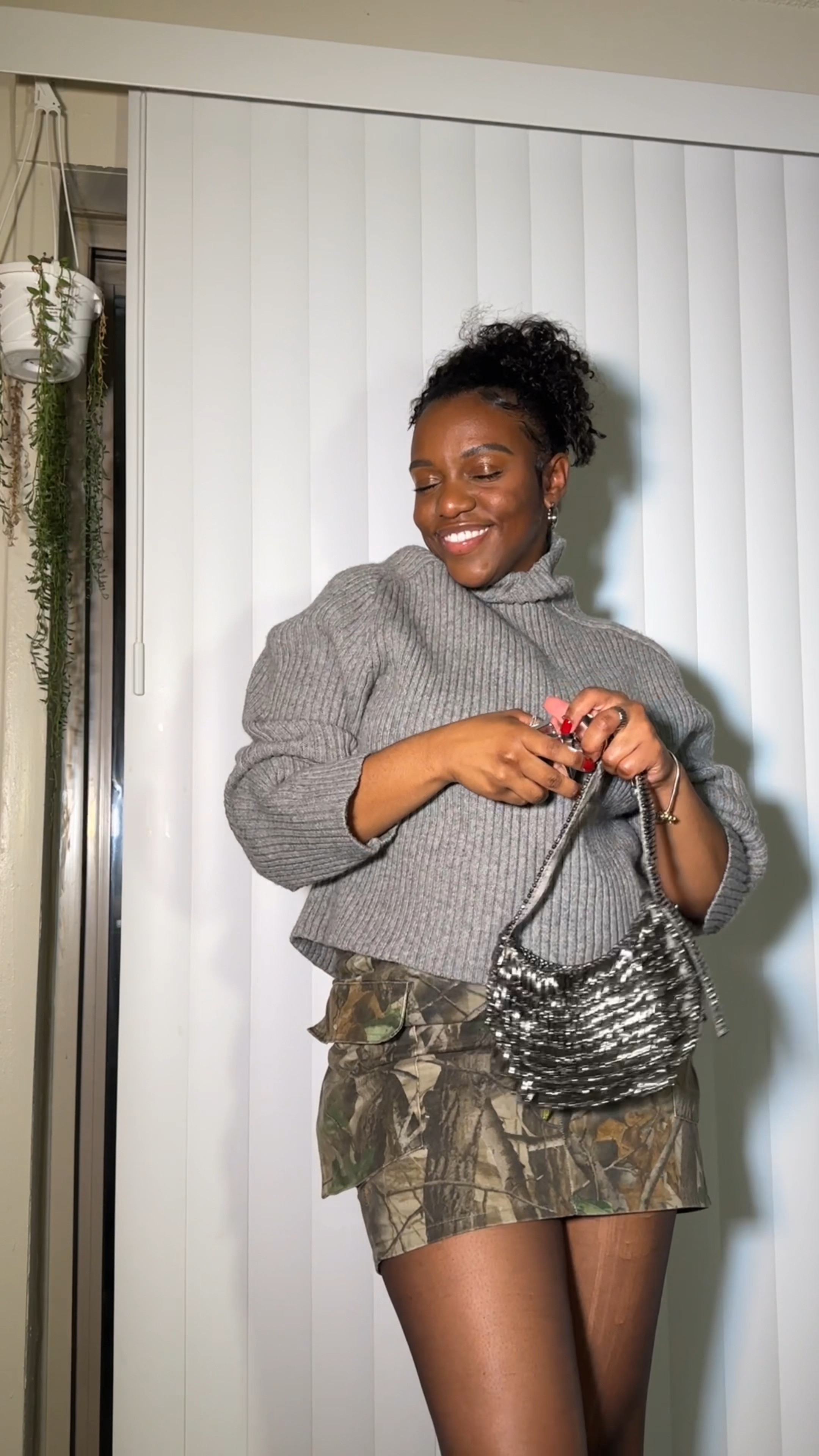 A casual yet stylish look for The Renaissance concert✨ I’ve added a bunch of options for this look🫶🏾

#LTKstyletip #LTKfindsunder100 #LTKVideo