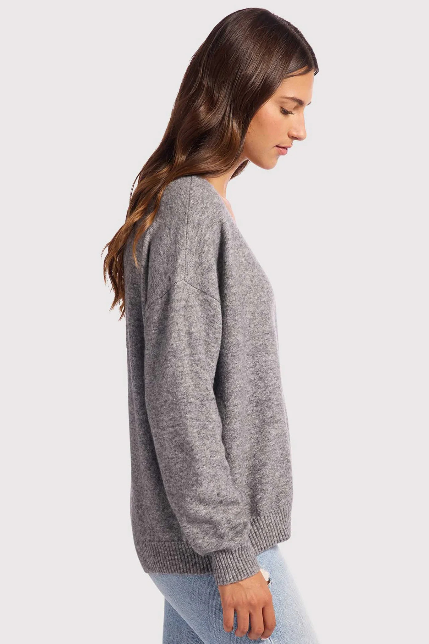 V-Neck Sweater | nuuds