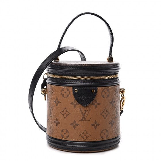 LOUIS VUITTON

Reverse Monogram Cannes


51 | Fashionphile