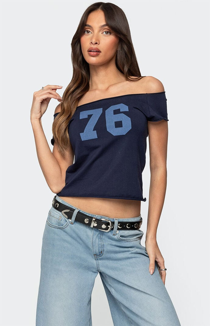 Edikted Women's 76 Off Shoulder Top in Navy - Size Large | PacSun