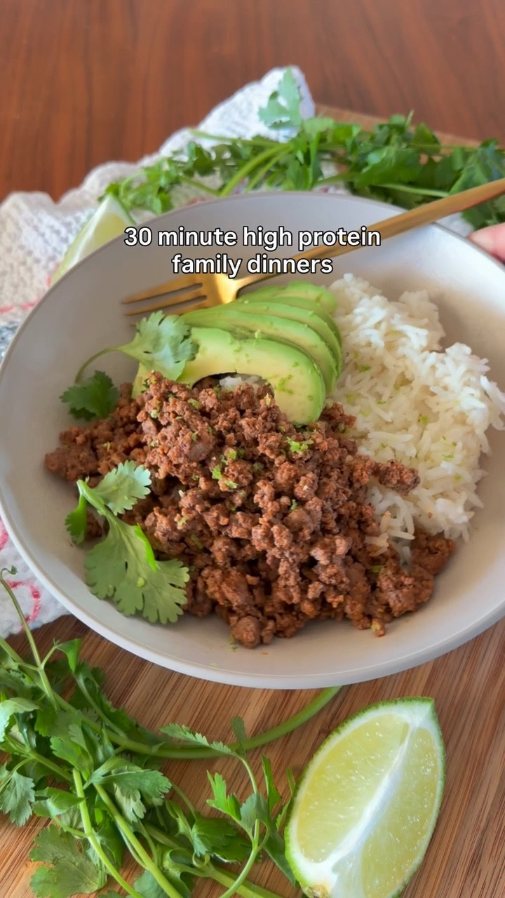 30-minute protein dinner: easy ground beef + rice bowls 🌮🍚

Juicy taco beef (add a little water!) + lime zest rice + avocado on top. One of my toddler’s favorites.

#LTKdayinmylife #LTKfoodie #LTKmomlife