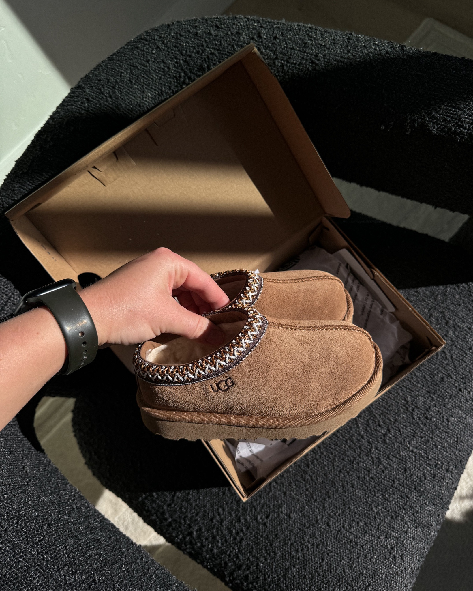 How adorable are these tiny UGGs? 🧸 The perfect blend of style and comfort for little feet. Cozy vibes all day long! #UGGSeason #MiniUGG #CozyAndCute


#LTKxUGG  
#UGGLove  
#UGGStyle  
#LTKUGG  
#UGGSeason  
#ShopUGG  
#UGGFinds  
#UGGOutfit  
#LTKFinds  
#UGGObsessed  
#UGGBoots  
#UGGSlippers  
#UGGLooks  
#UGGDeals  
#UGGForAll

#TinyUGGs  
#UGGBaby  
#LittleFeet  
#BabyFashion  
#CozyVibes  
#UGGStyle  
#MiniUGG  
#UGGLife  
#AdorableShoes  
#BabyShoes  
#UGGObsessed  
#FashionForKids  
#BabyBoots  
#StylishBaby  
#FallFashion

#LTKKids #LTKFallSale #LTKSeasonal