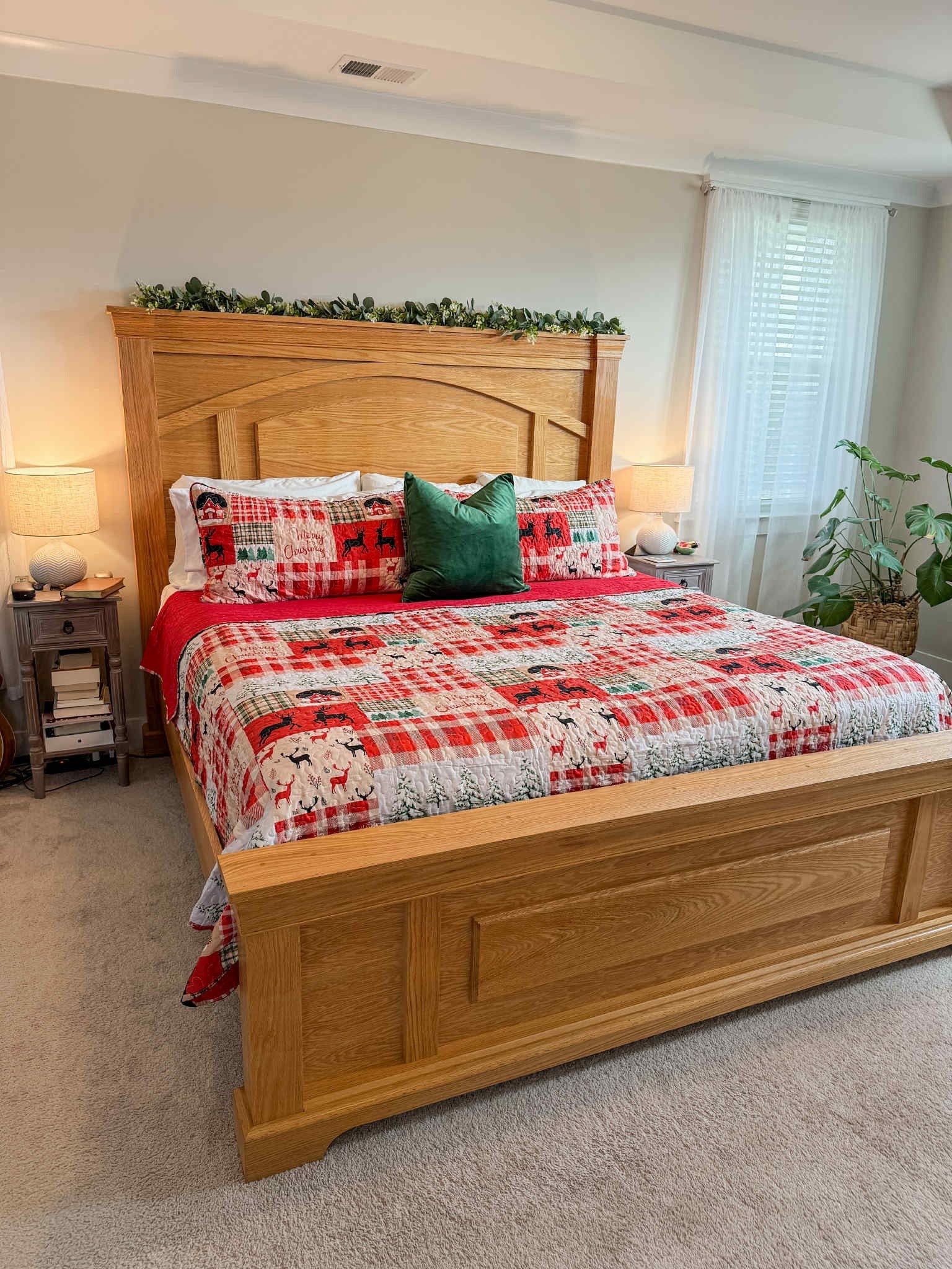 Cutest festive coverlet quilt bedding! Super soft microfiber polyester material, washes and dries beautifully. Thin so it’s perfect for me where I live in a warm weather climate. Reversible, under side is red. Comes in 4 sizes and also a snowman pattern as well.

#LTKSeasonal #LTKHome #LTKOver40