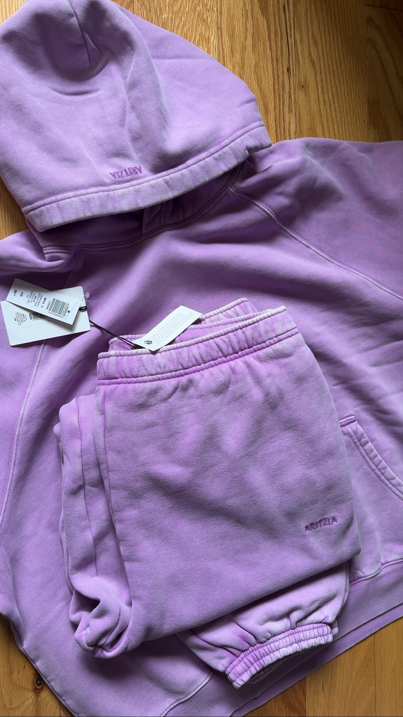 The new Aritzia Sun faded purple is EVERYTHINGGGGG 

#LTKspring #LTKsummer #LTKcanada