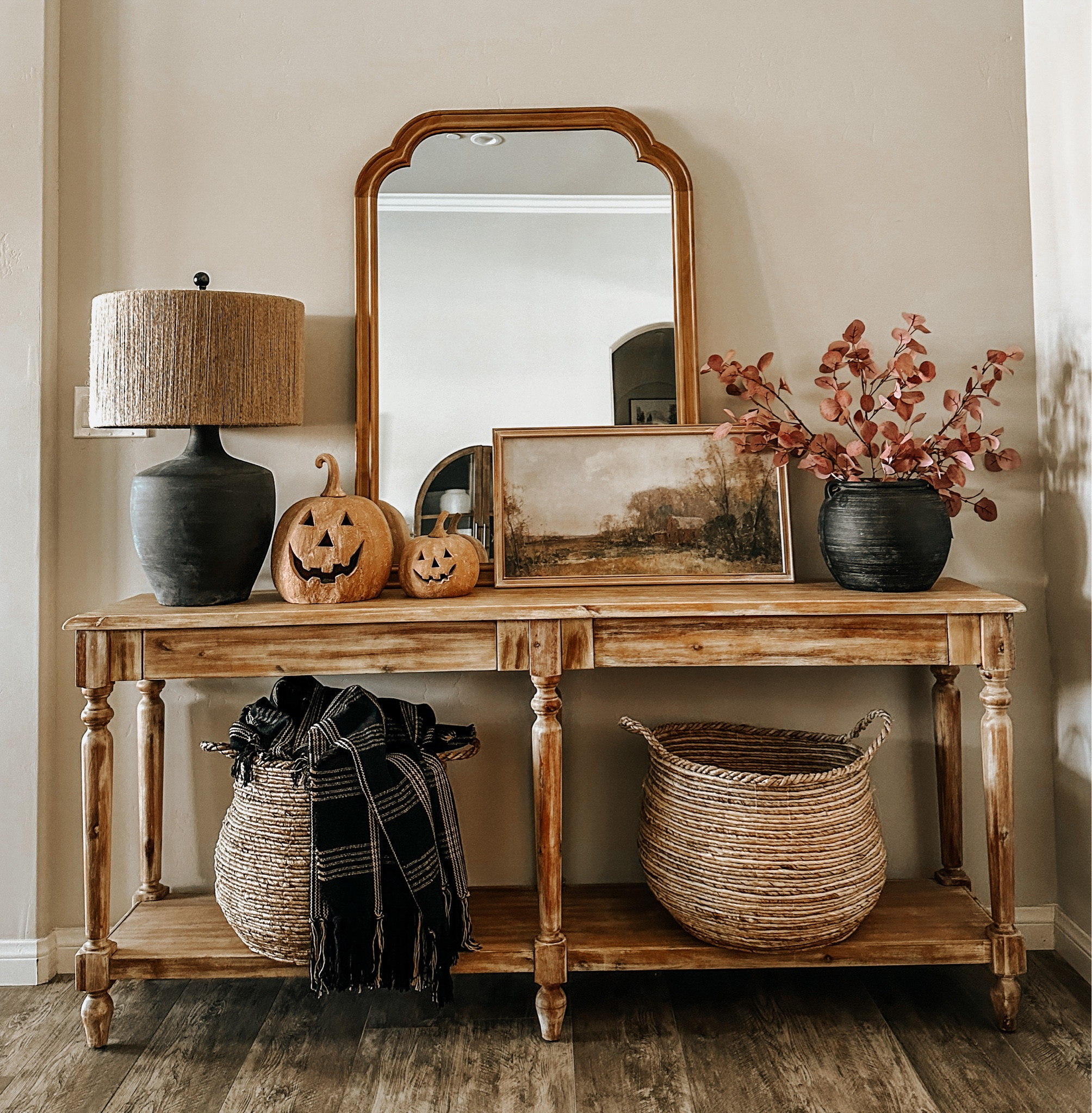 Fall Decor 

#LTKSeasonal #LTKFind #LTKhome